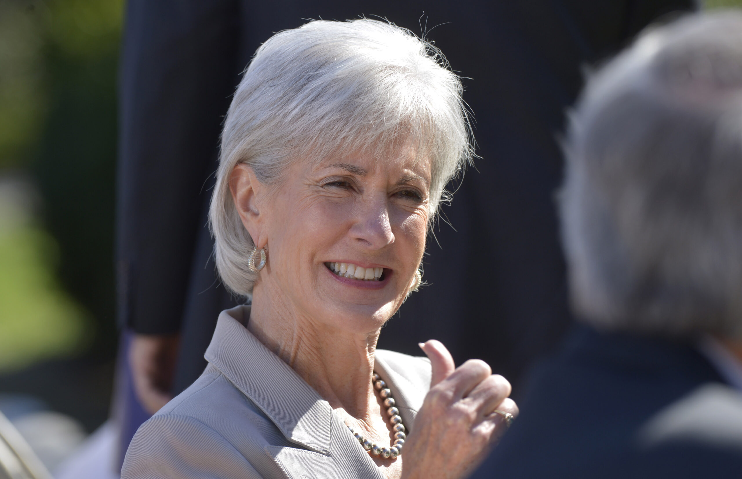Sebelius endorses Clinton for president