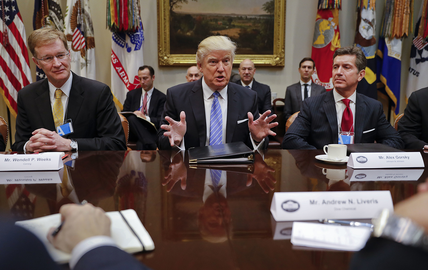 Trump promises to cut regulations by 75 percent