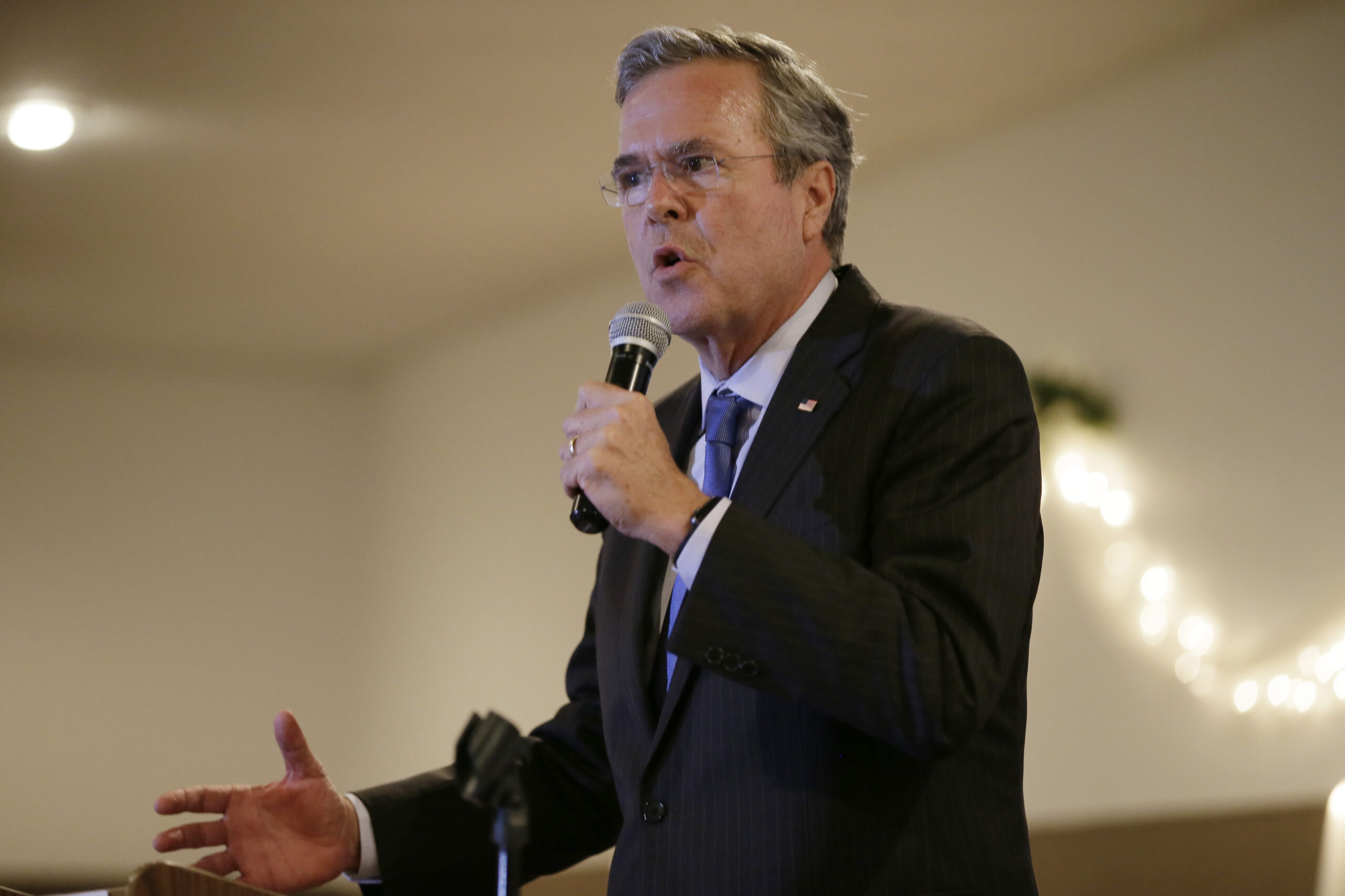 Bush: Trump ‘has no clue what he’s talking about’