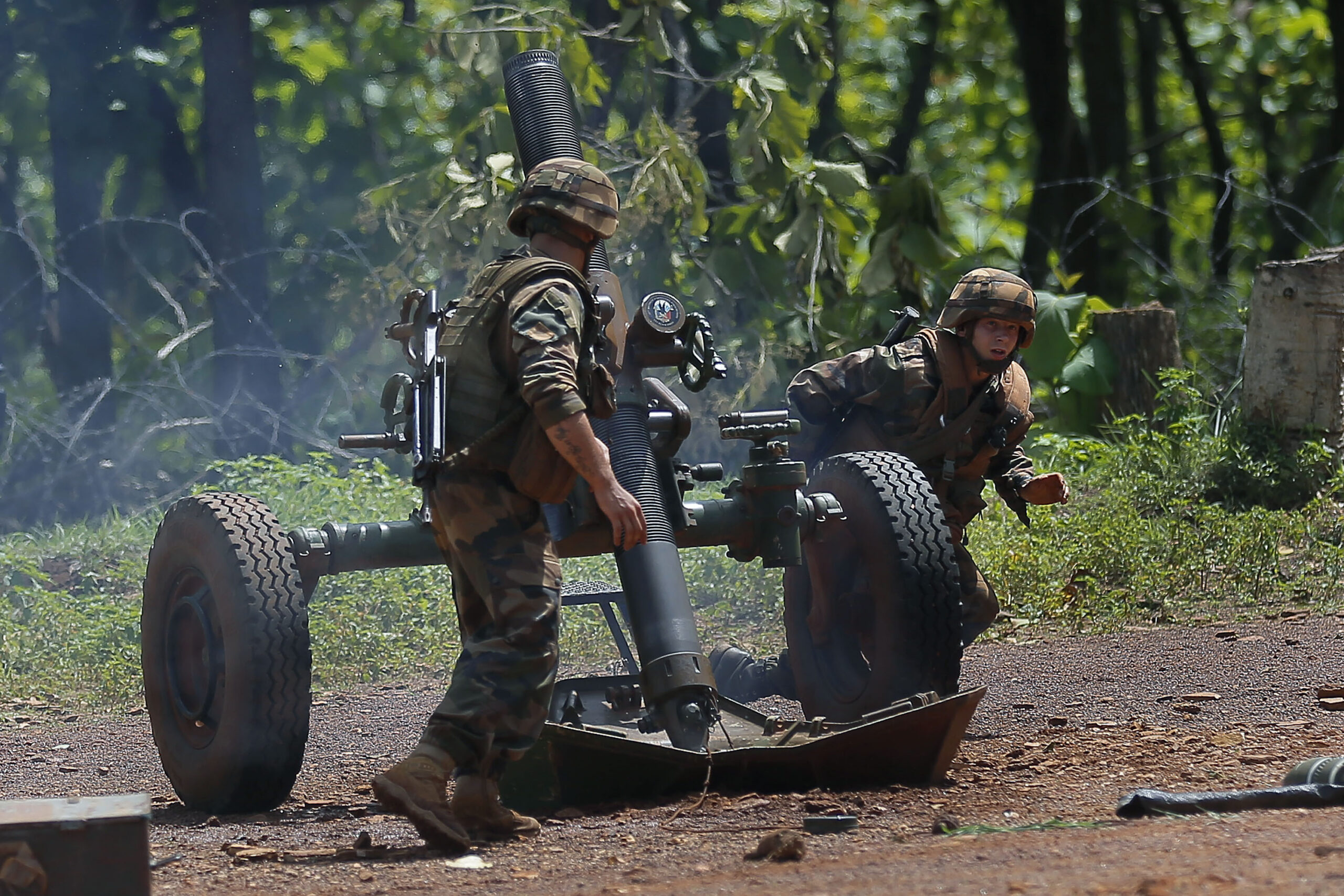 French fight Muslim rebels in C. African Republic