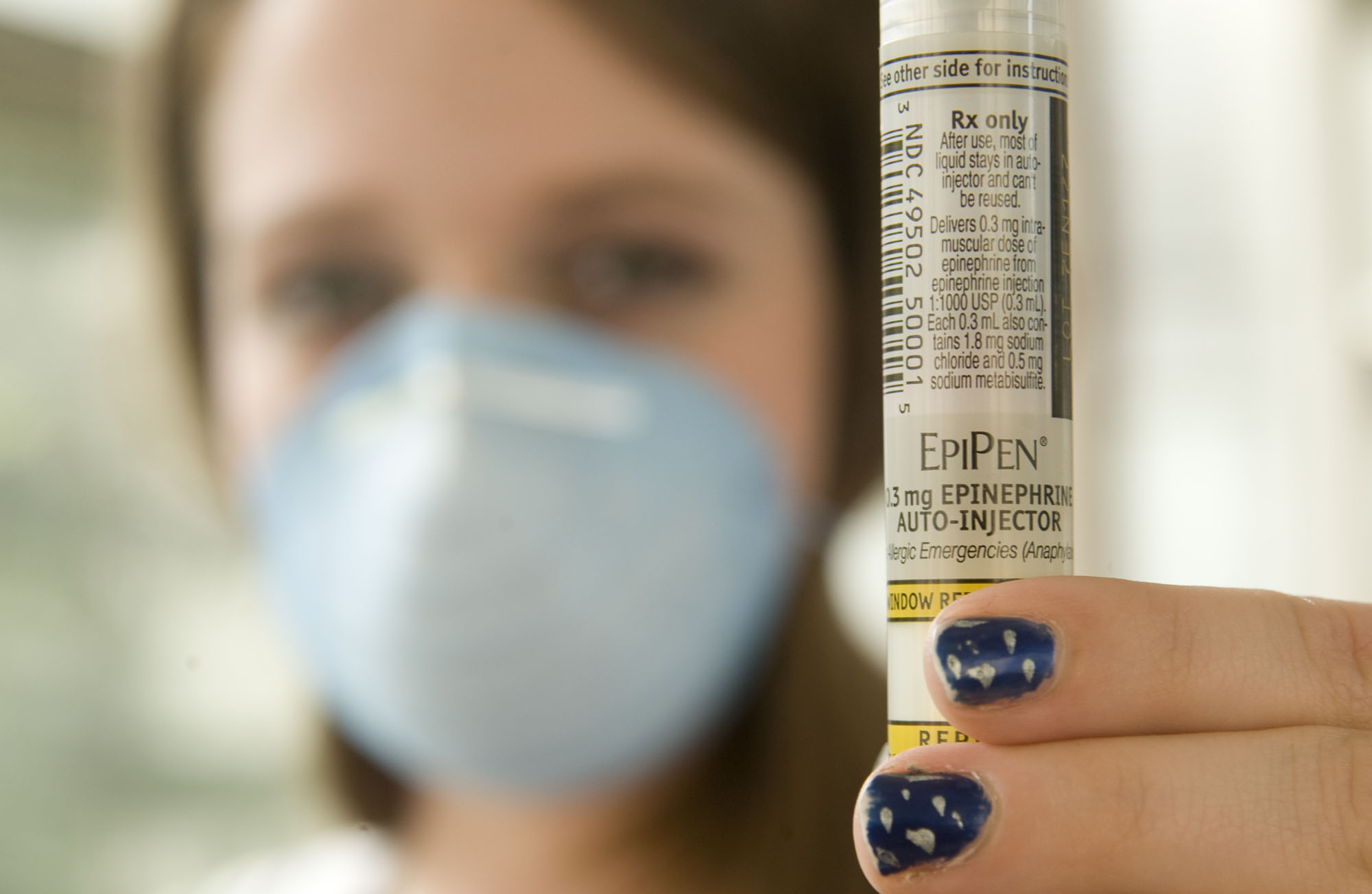 Lawmakers question if EpiPen maker stiffed Medicaid