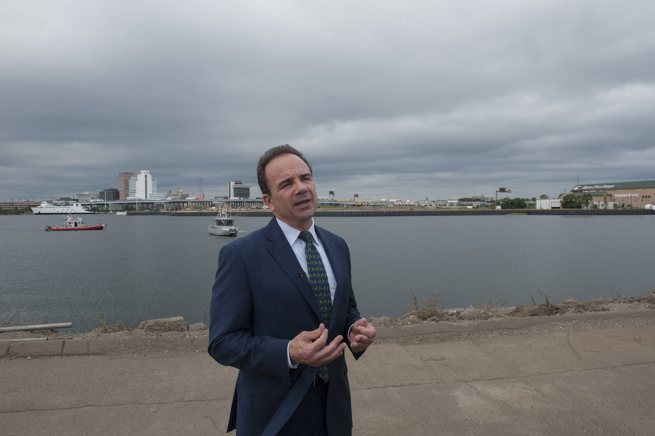 Meet the Ex-Con Running for Governor of Connecticut