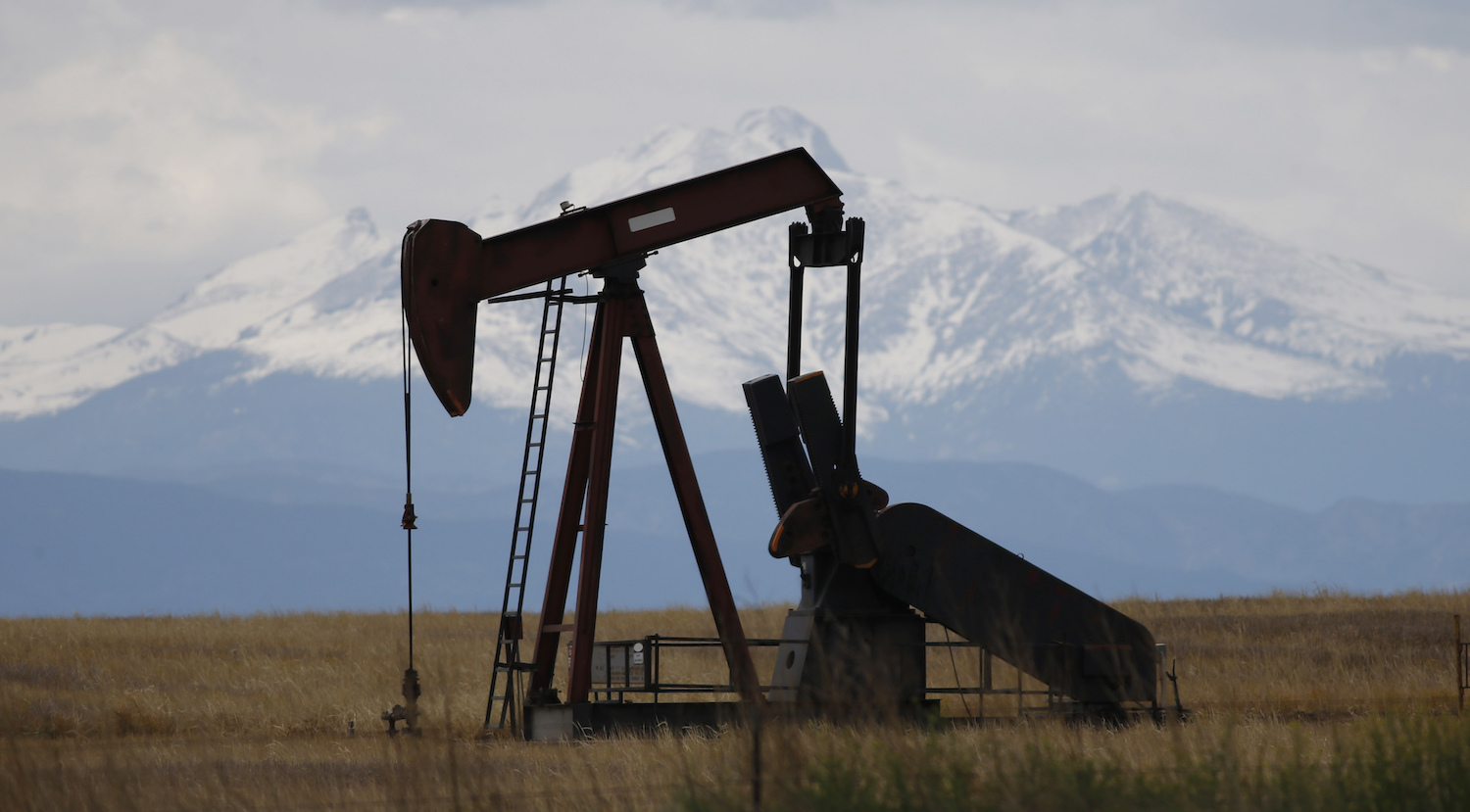 Appeals court throws out case on Obama fracking rule, citing Trump repeal effort