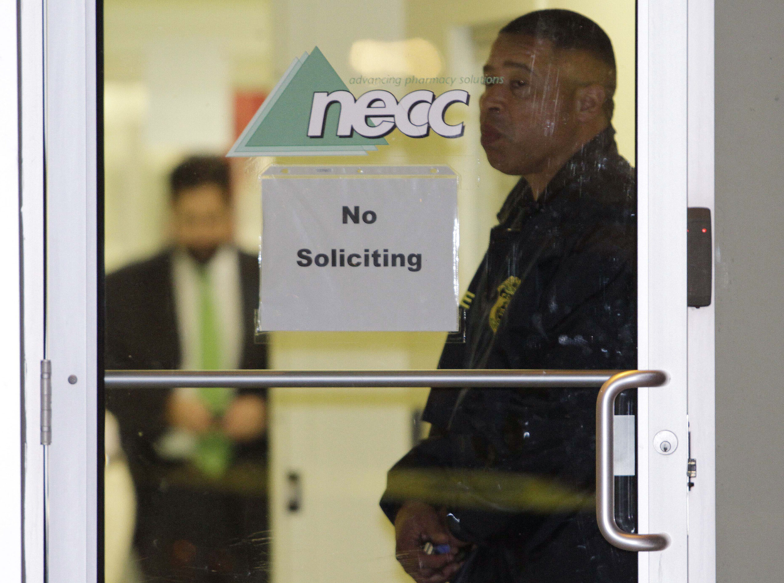 House unveils bill to police specialty pharmacies