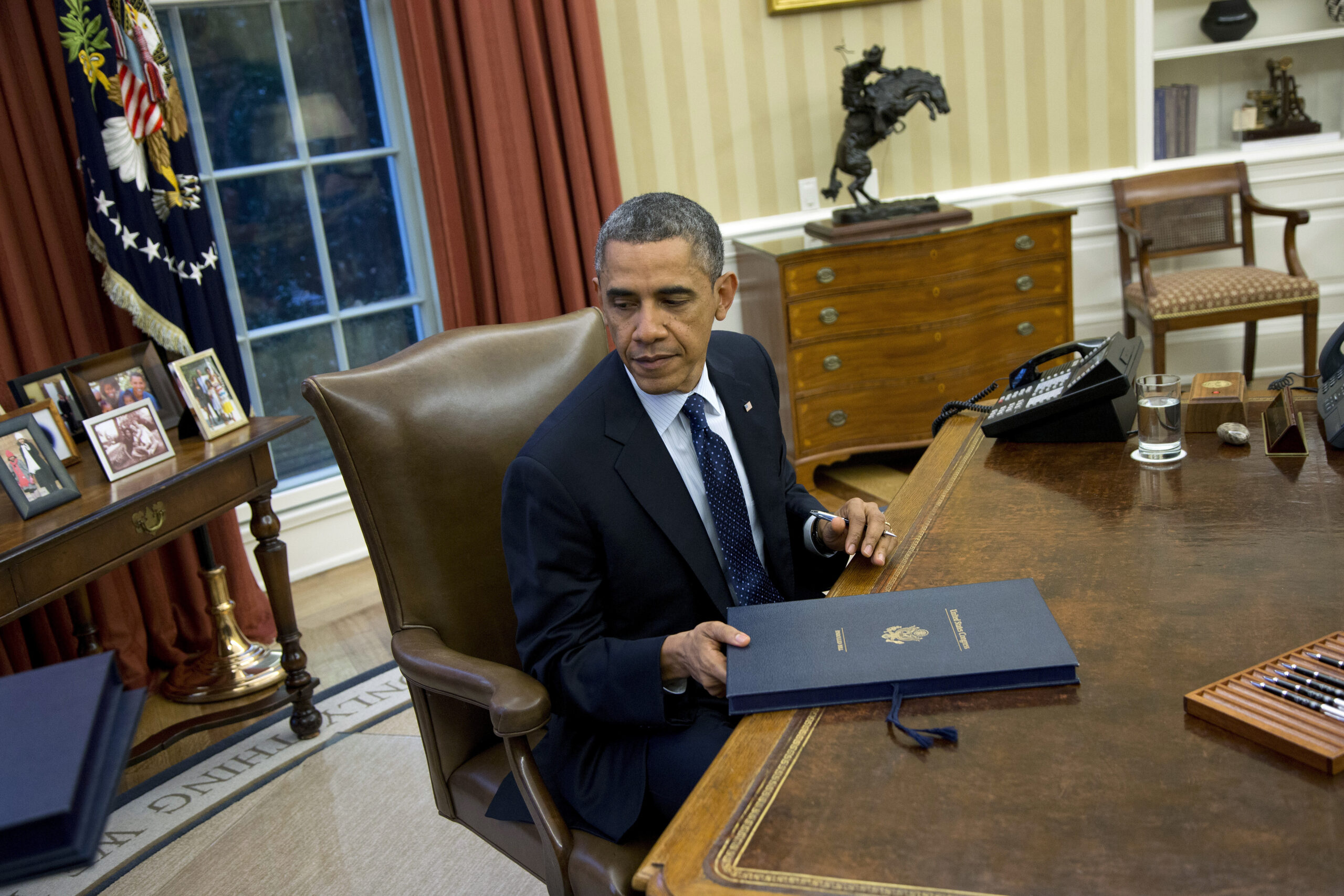 White House: Obama hasn’t yet signed up for Obamacare