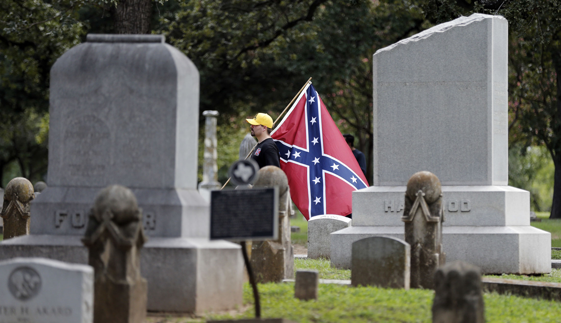 Marine commandant labels Confederate flag divisive ‘hate speech’ while explaining ban