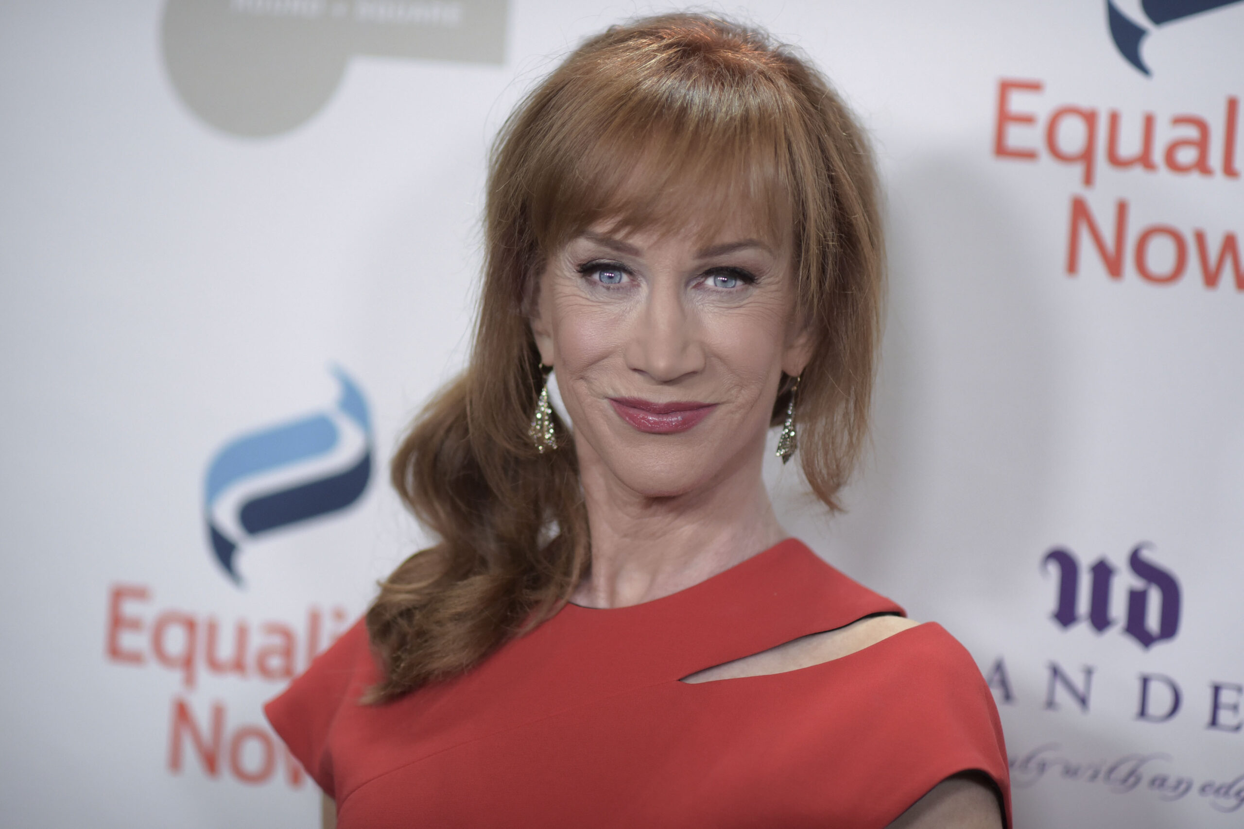 CNN ‘evaluating’ Kathy Griffin’s role after decapitated Trump photo
