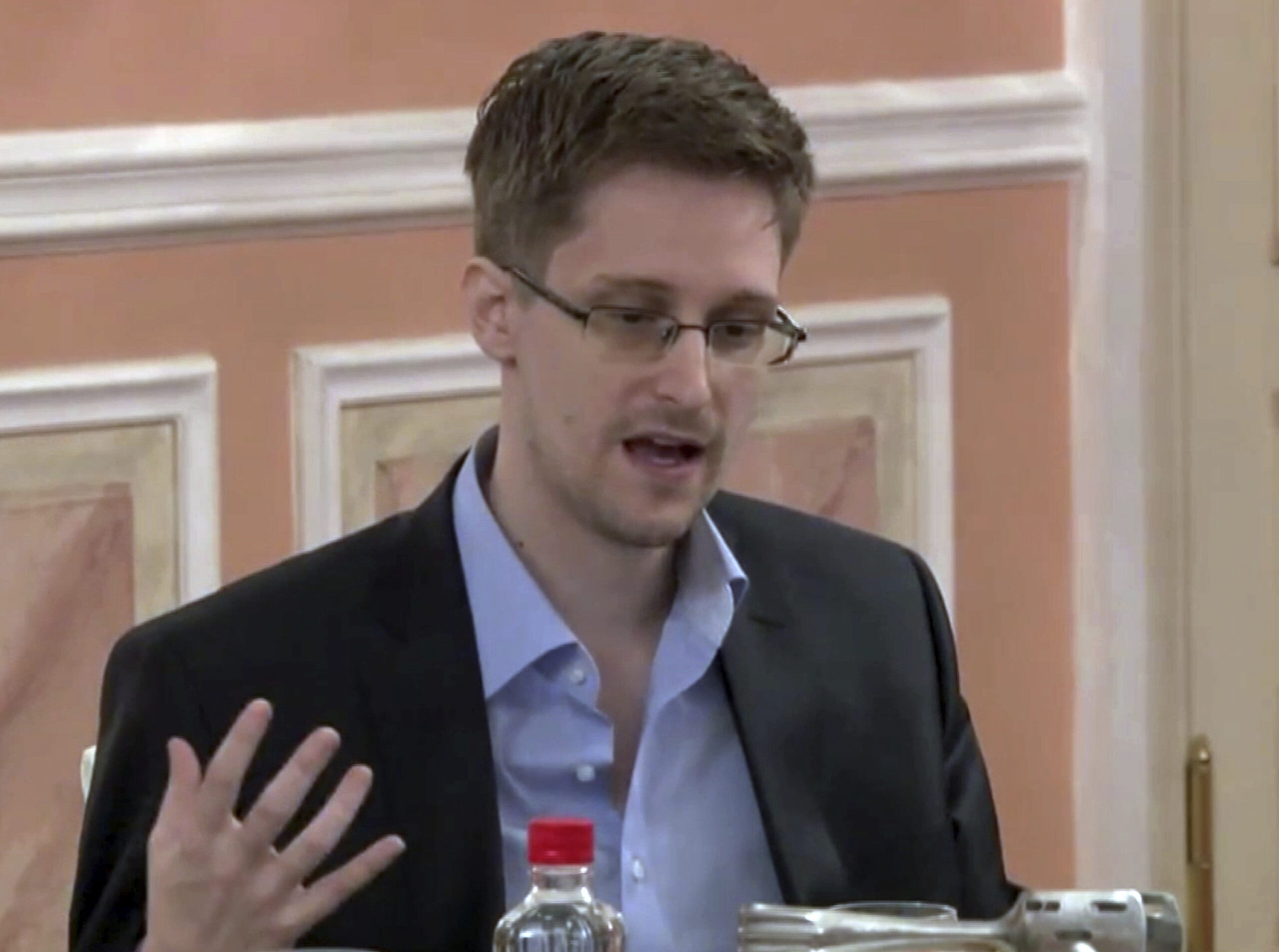 Edward Snowden: U.S. government is ‘setting fire’ to the Internet