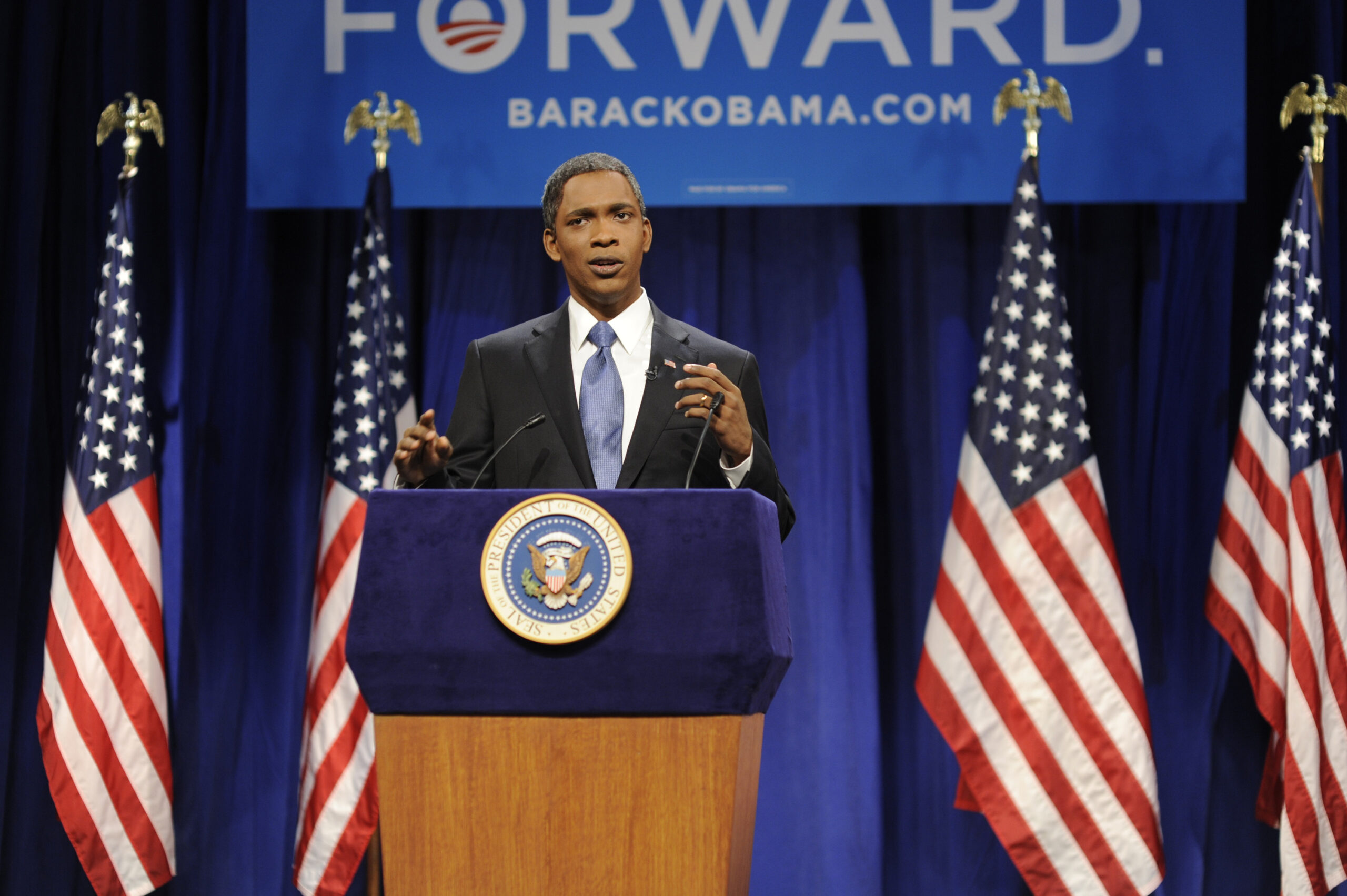 ‘Saturday Night Live’s’ Obama impersonator approves of Arlington audiences