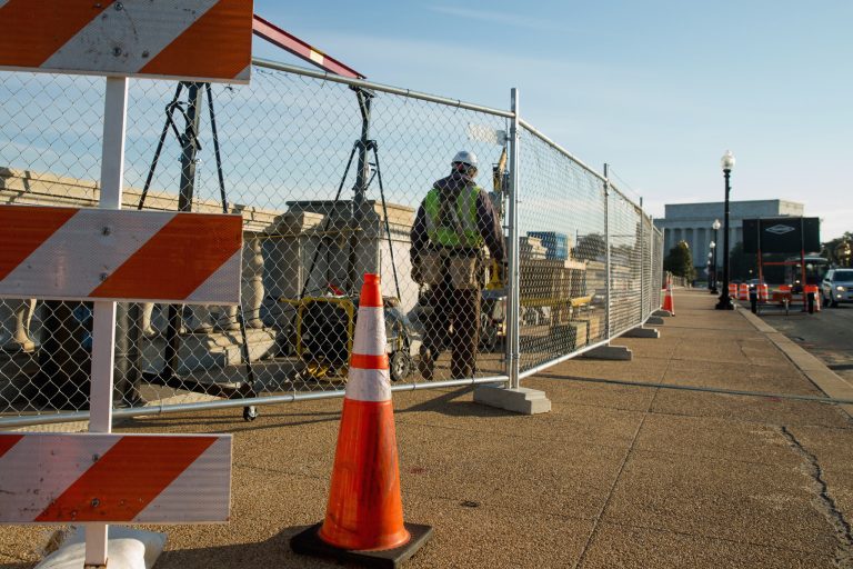 Construction continues on the Arlington Memorial Bridge, looking toward the Lincoln Memorial. Thursday, March 3, 2106, in Washington. The National Park Service is preparing to patch up the Arlington Memorial Bridge one last time, but even that fix will only extend the life of Washington's most iconic river crossing by another five years. (AP Photo/Andrew Harnik)