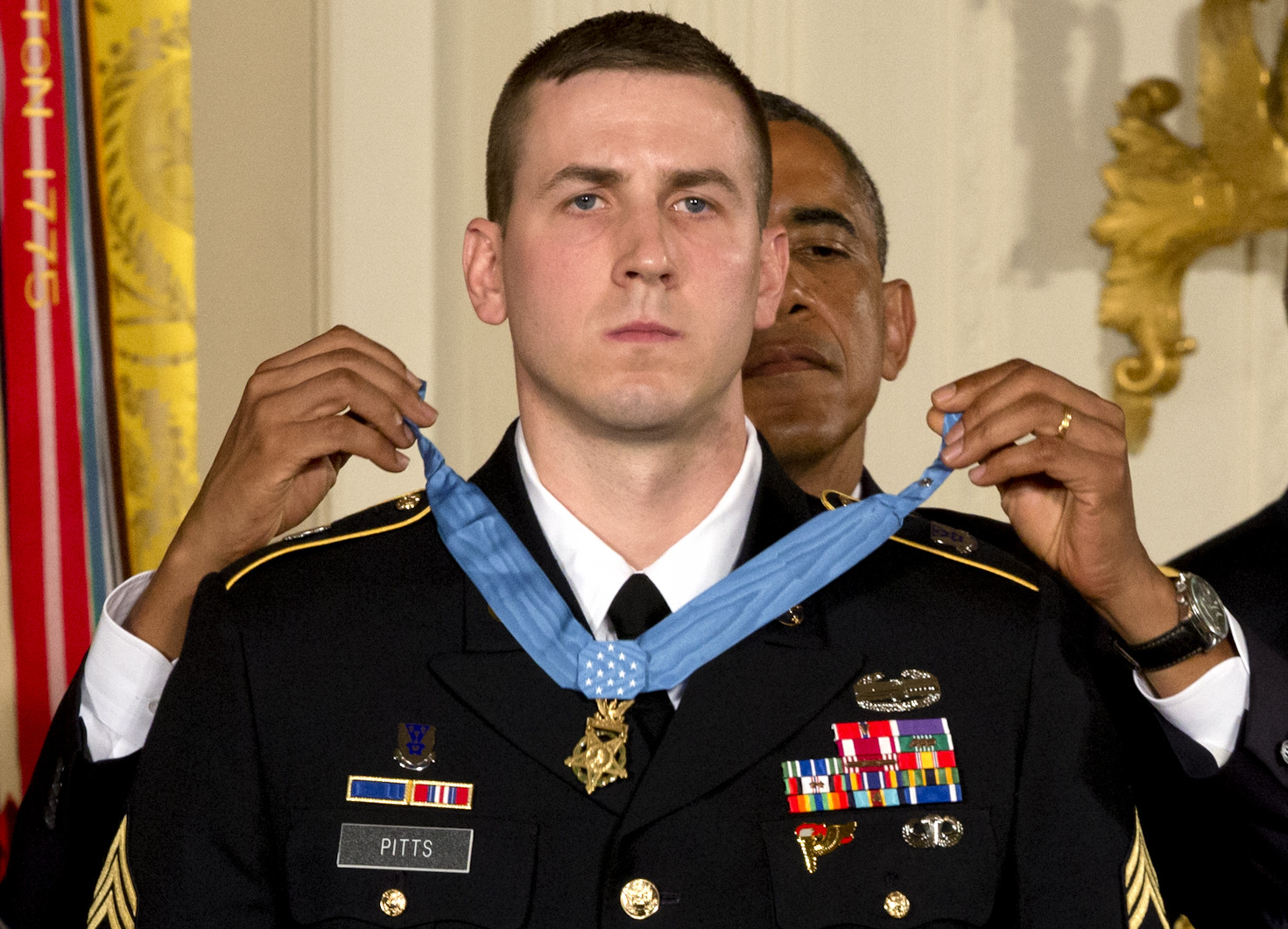 Afghan vet who fought wounded gets Medal of Honor