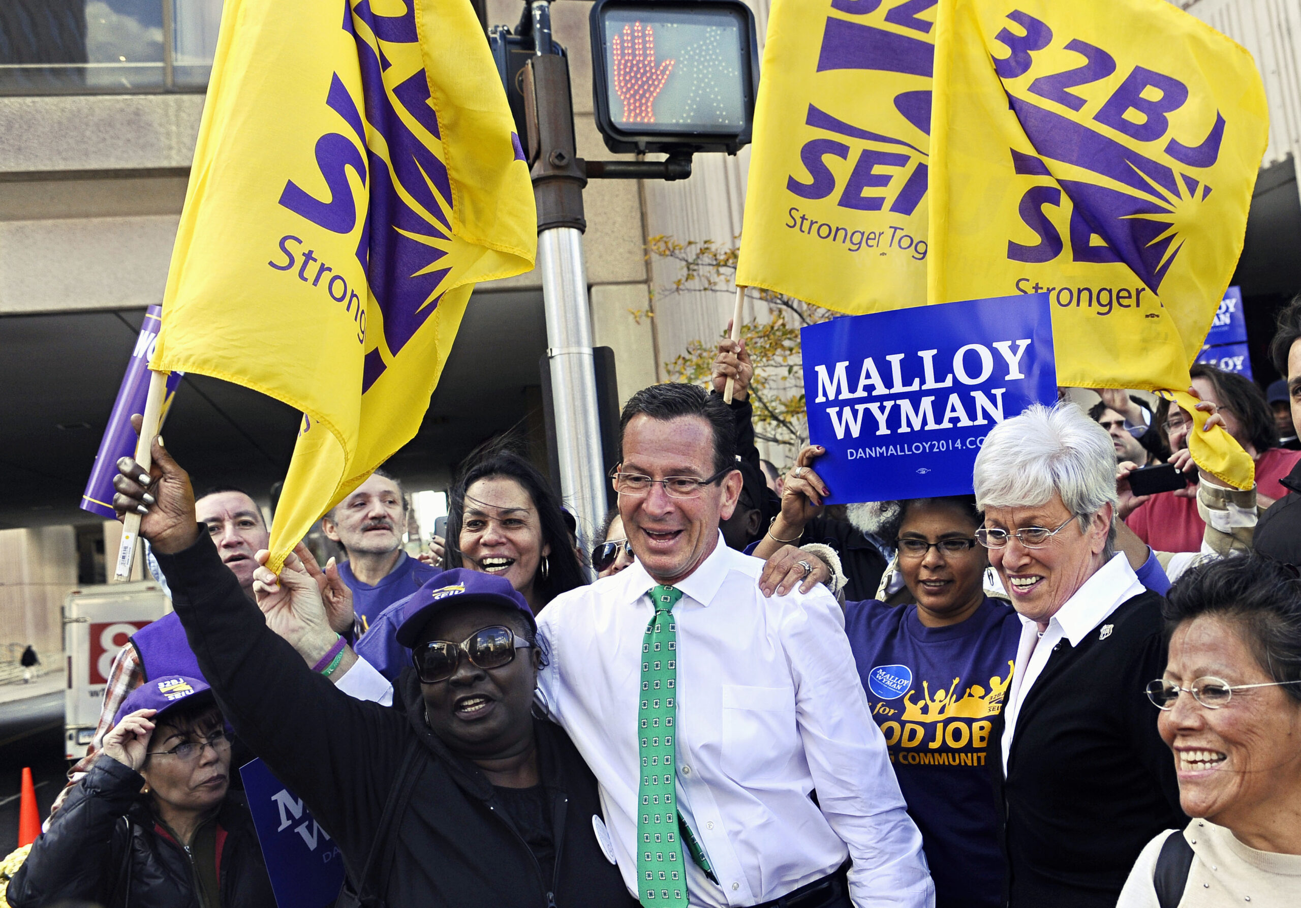 Unions rally to support Gov. Malloy’s re-election