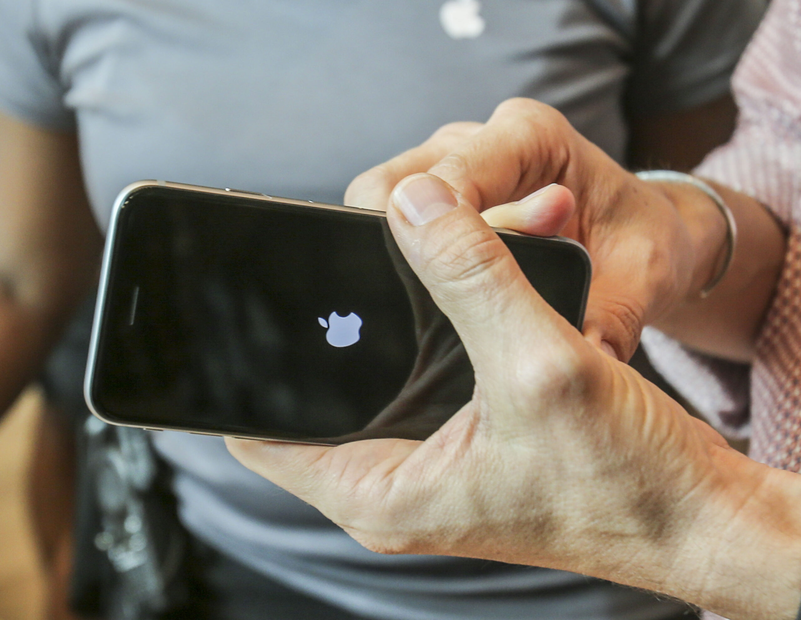 Report: FBI testing encryption-breaking software