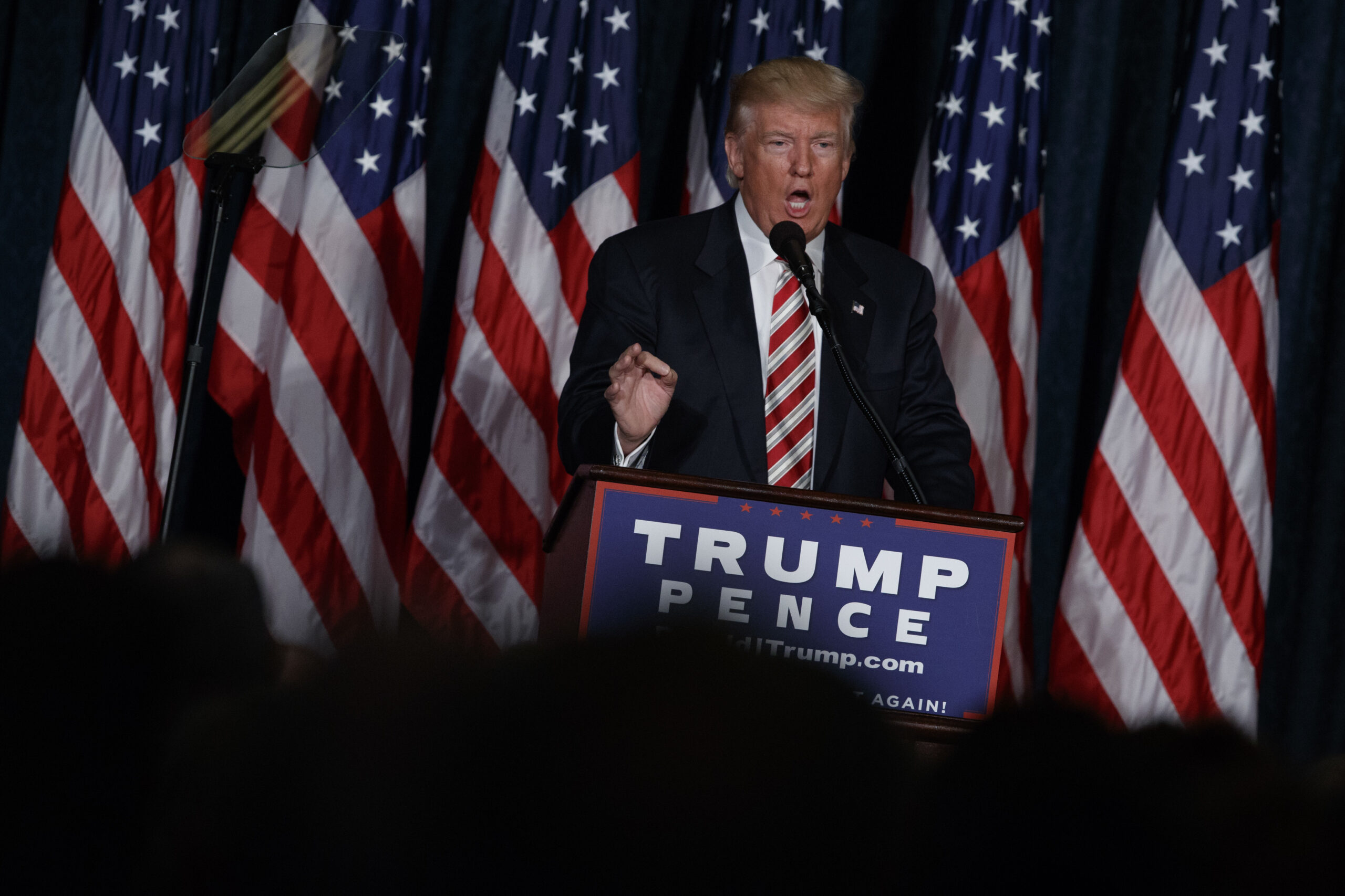Trump lays out national security plan, warns about ‘unstable’ Clinton