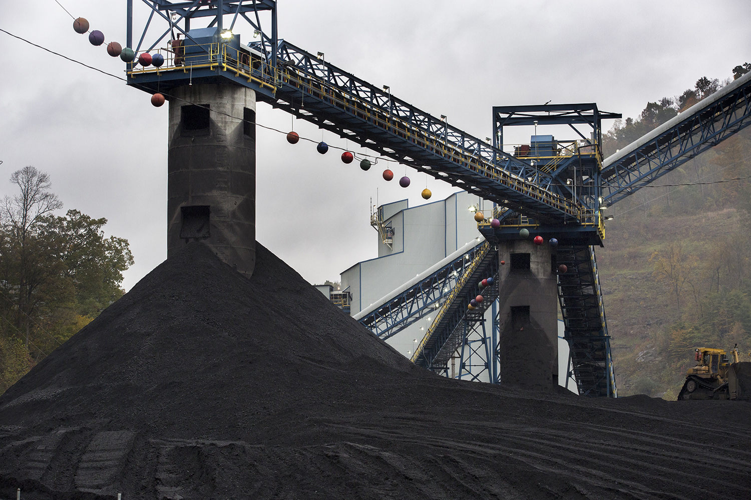 Obama issues new rules on ‘responsible’ coal mining