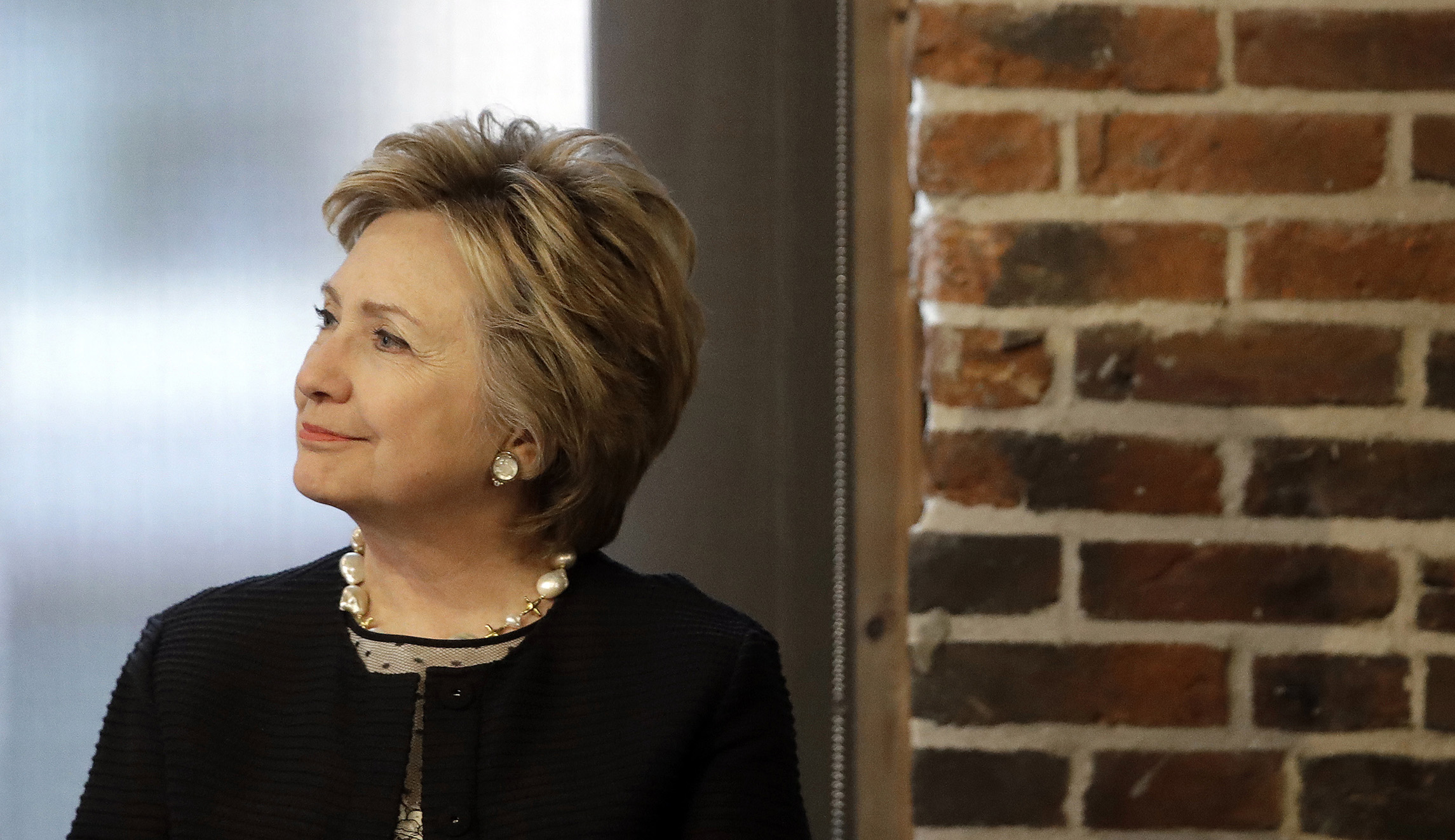 Monotone Hillary Clinton once again proves why she lost