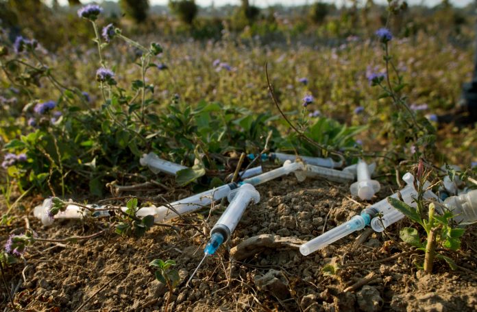 From 2002 to 2013, the rate of heroin overdose deaths nearly quadrupled, and in 2013 alone there were more than 8,000 deaths. (AP Photo)Â 