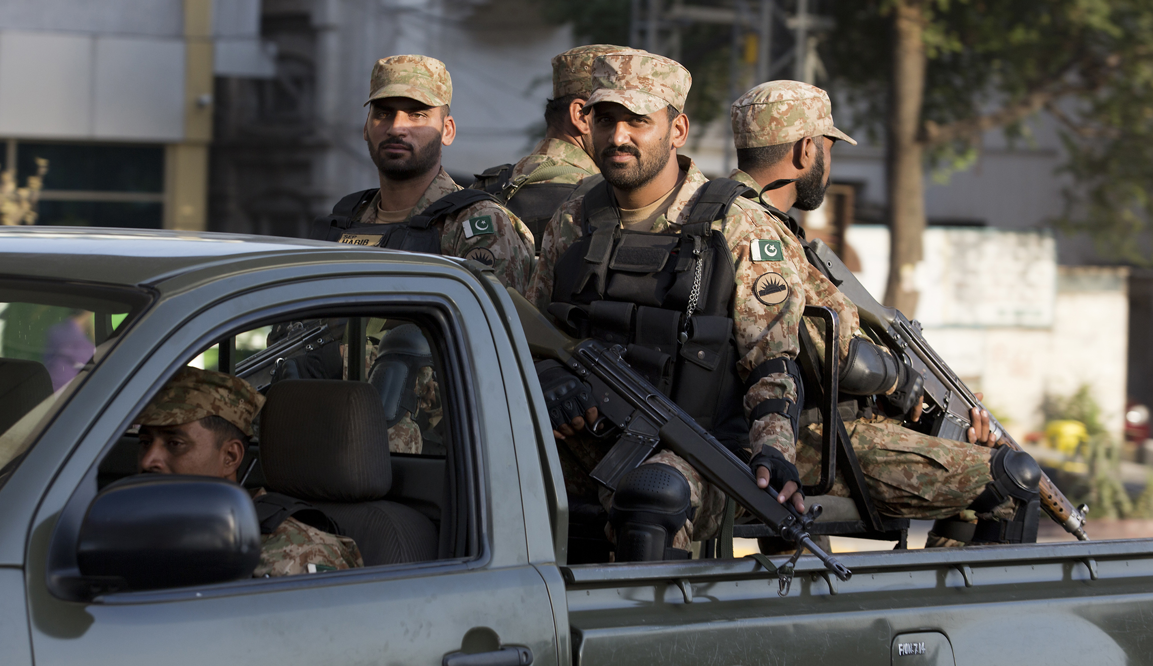 Why Pakistan is sending troops to Saudi Arabia