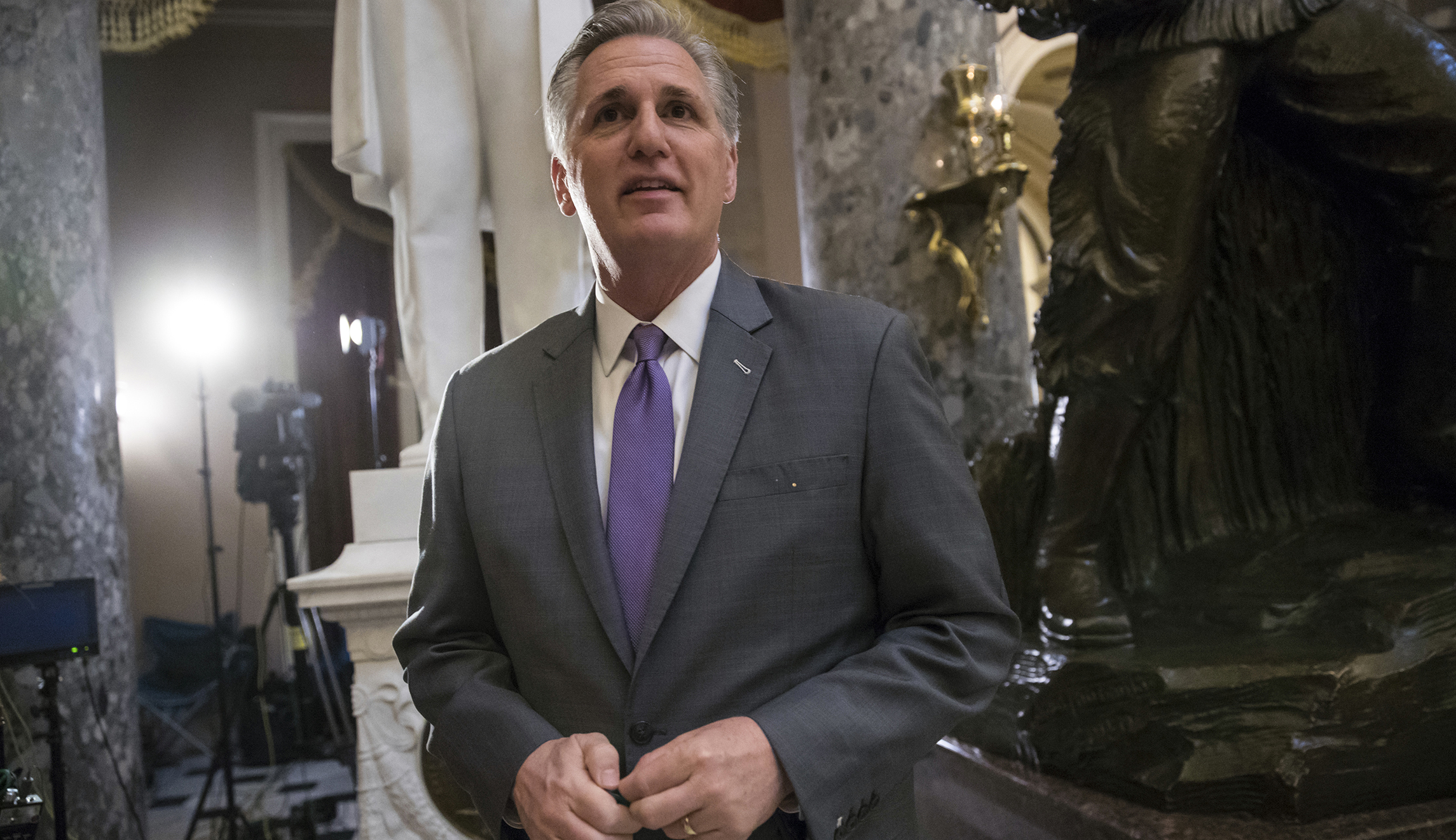 Kevin McCarthy has confidence in Robert Mueller but is worried about bias in FBI and DOJ