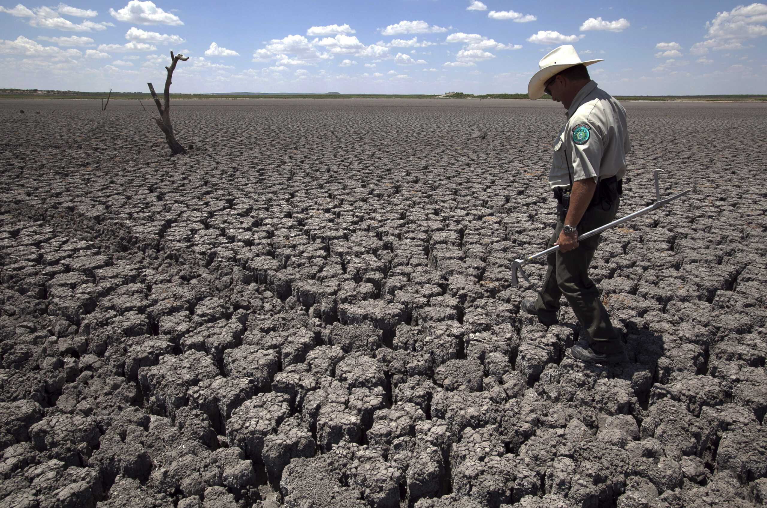 Reporters told to stop interviewing ‘irrelevant’ climate change critics