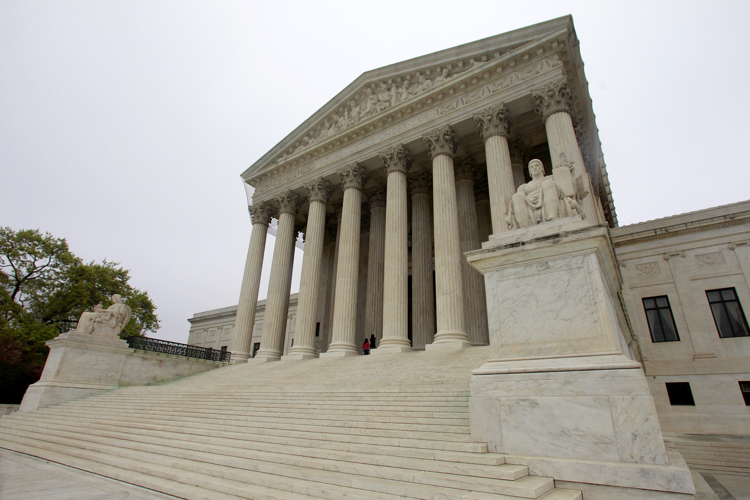 Challengers to Obamacare’s federal exchange subsidies ask for Supreme Court hearing