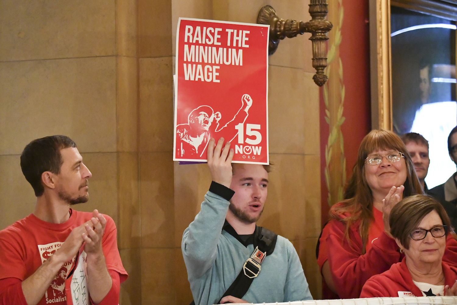 Top Democrats just endorsed a $15 minimum wage, but don’t even pay their own interns that much