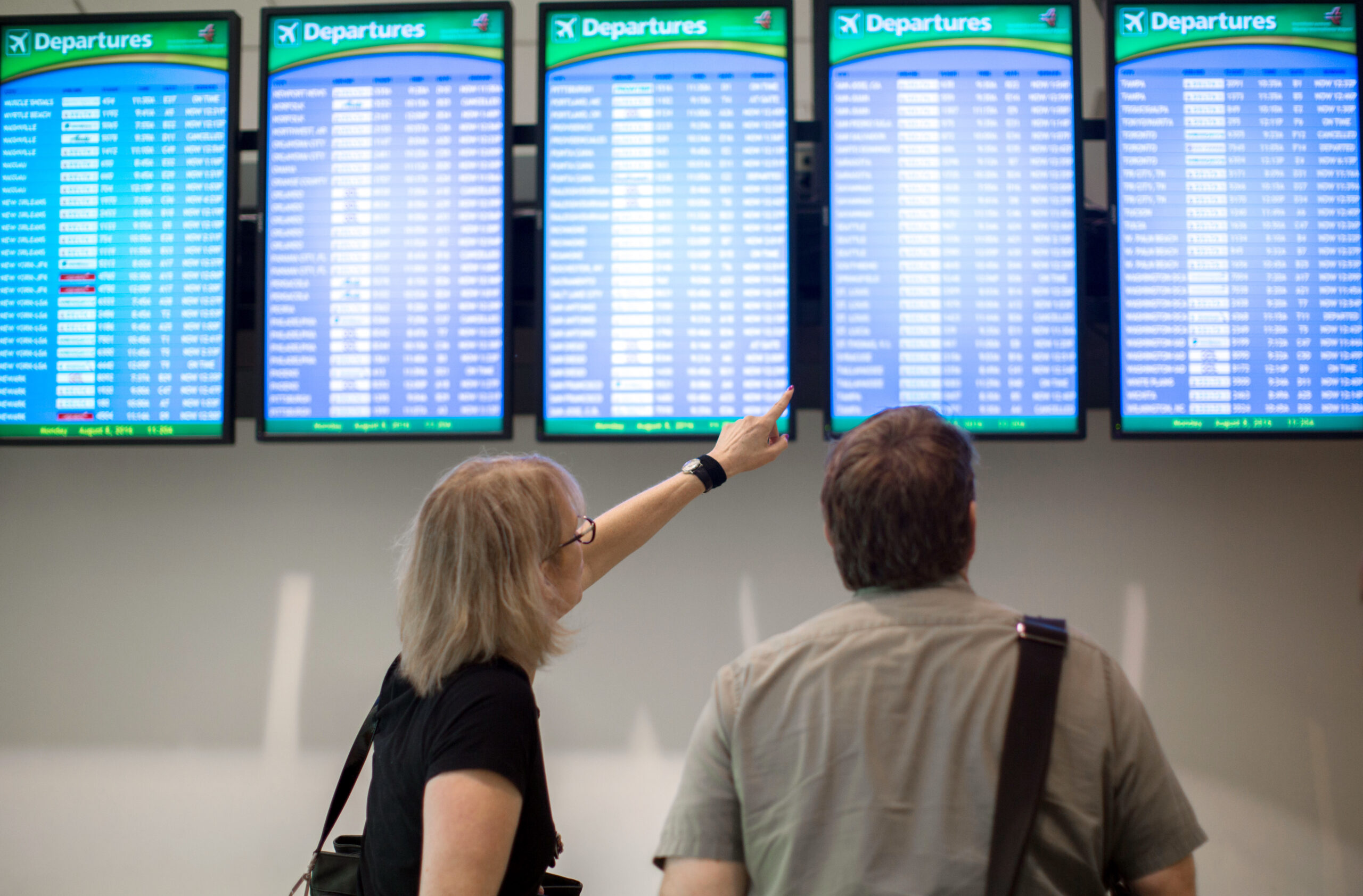 Travel and airline groups clash over raising cap on ticket fees