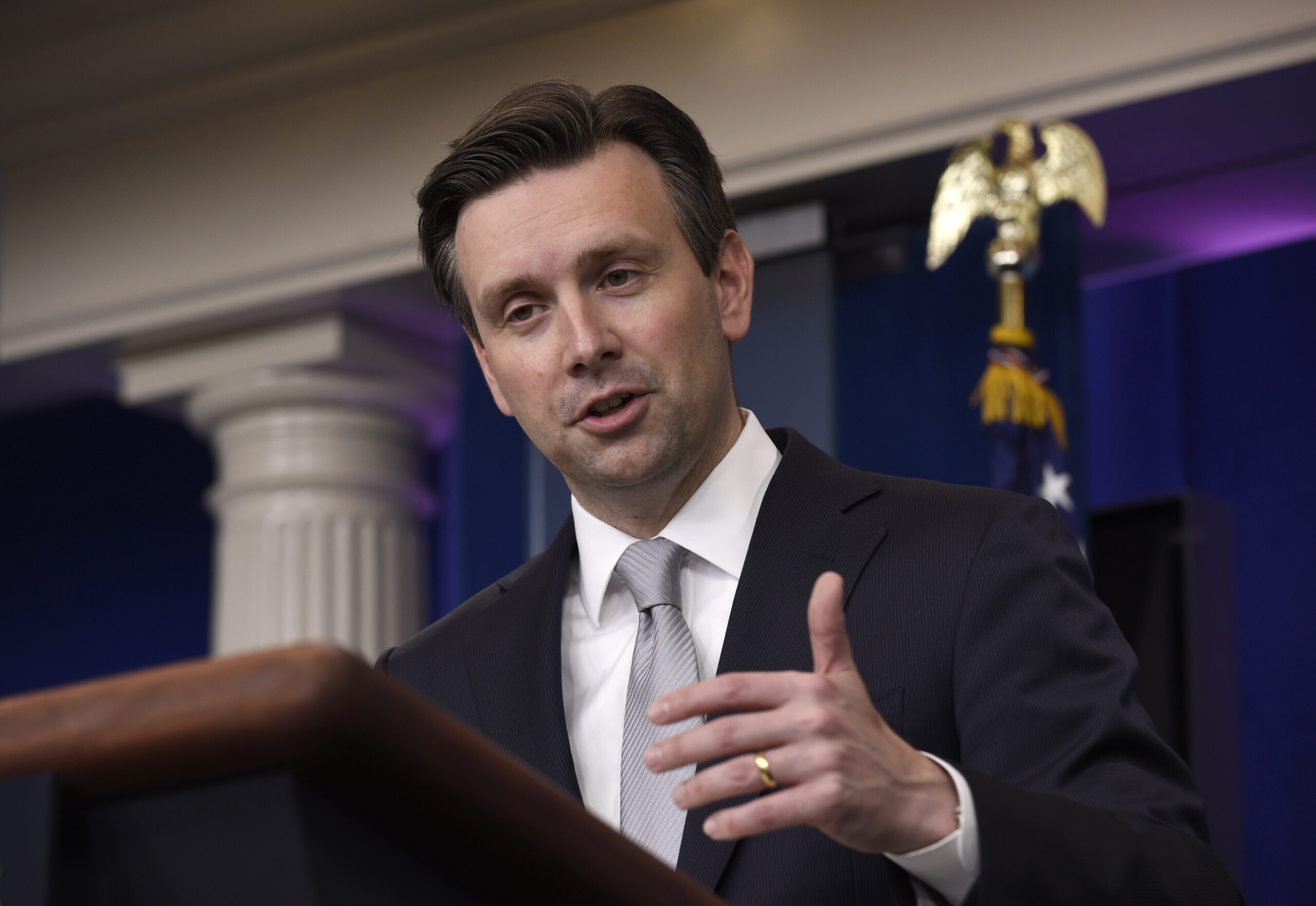 White House: ‘Right-wingers’ in U.S., Iran trying to scuttle nuke deal