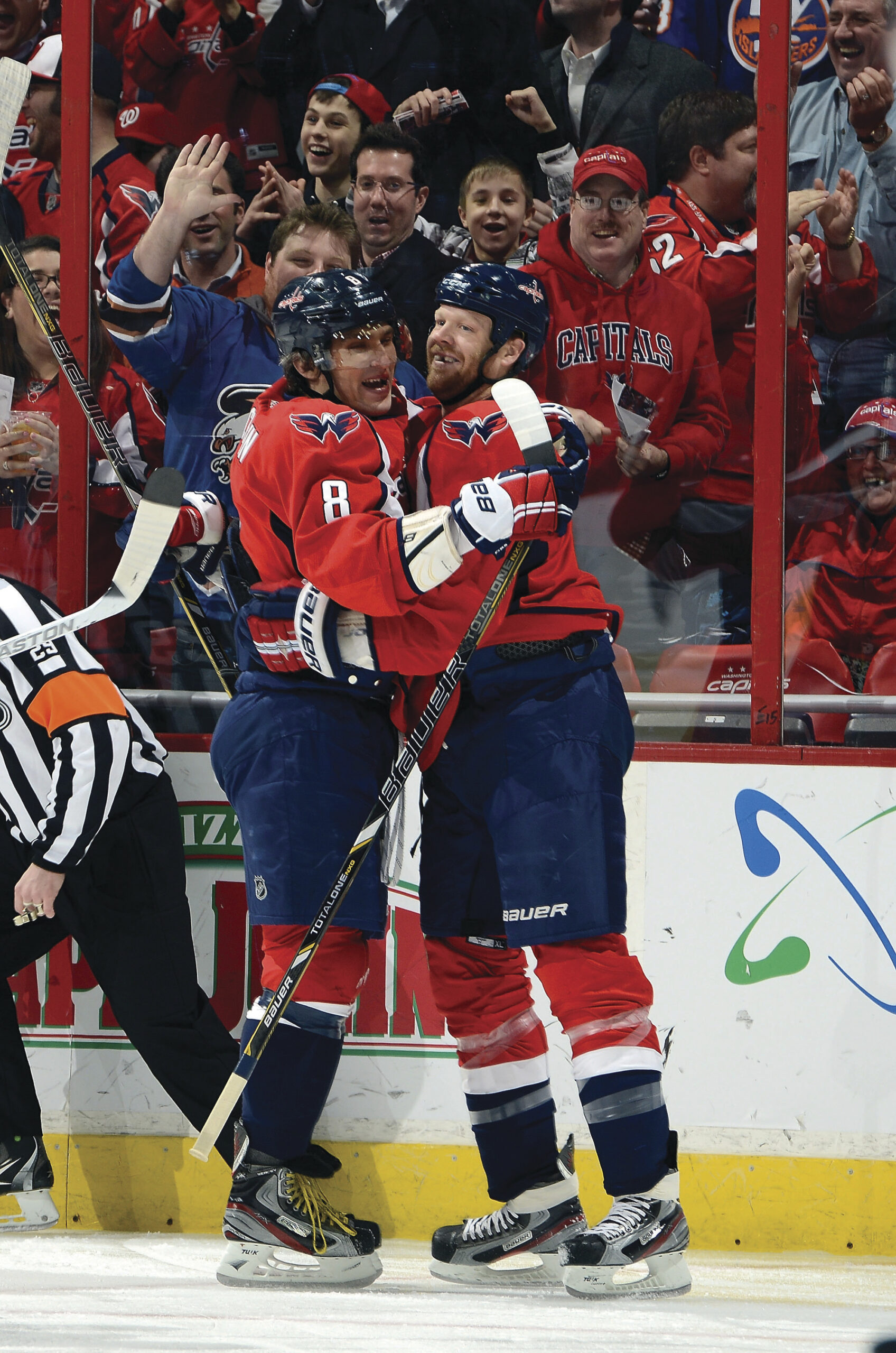 Capitals score early, often in rout of Panthers
