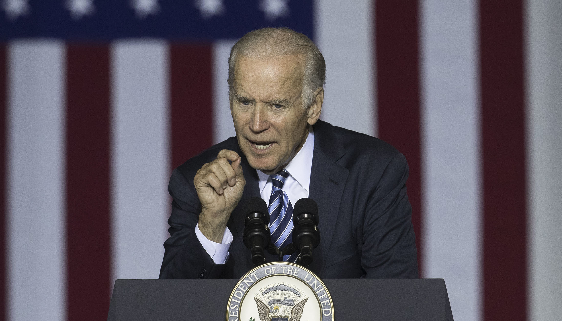 ‘Fewer people’ trust Trump over Clinton: Biden