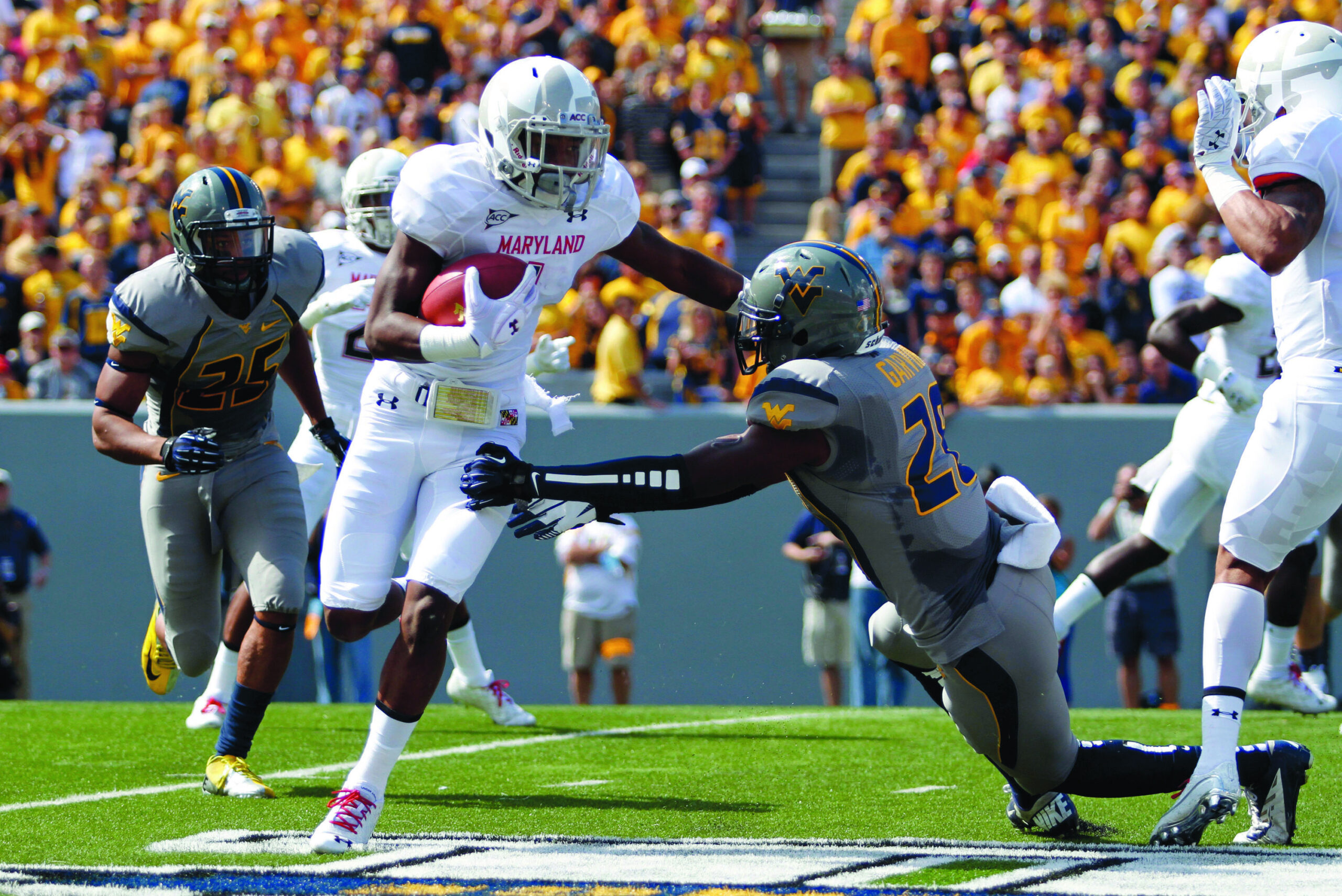 Hills, Diggs give Maryland a fresh look