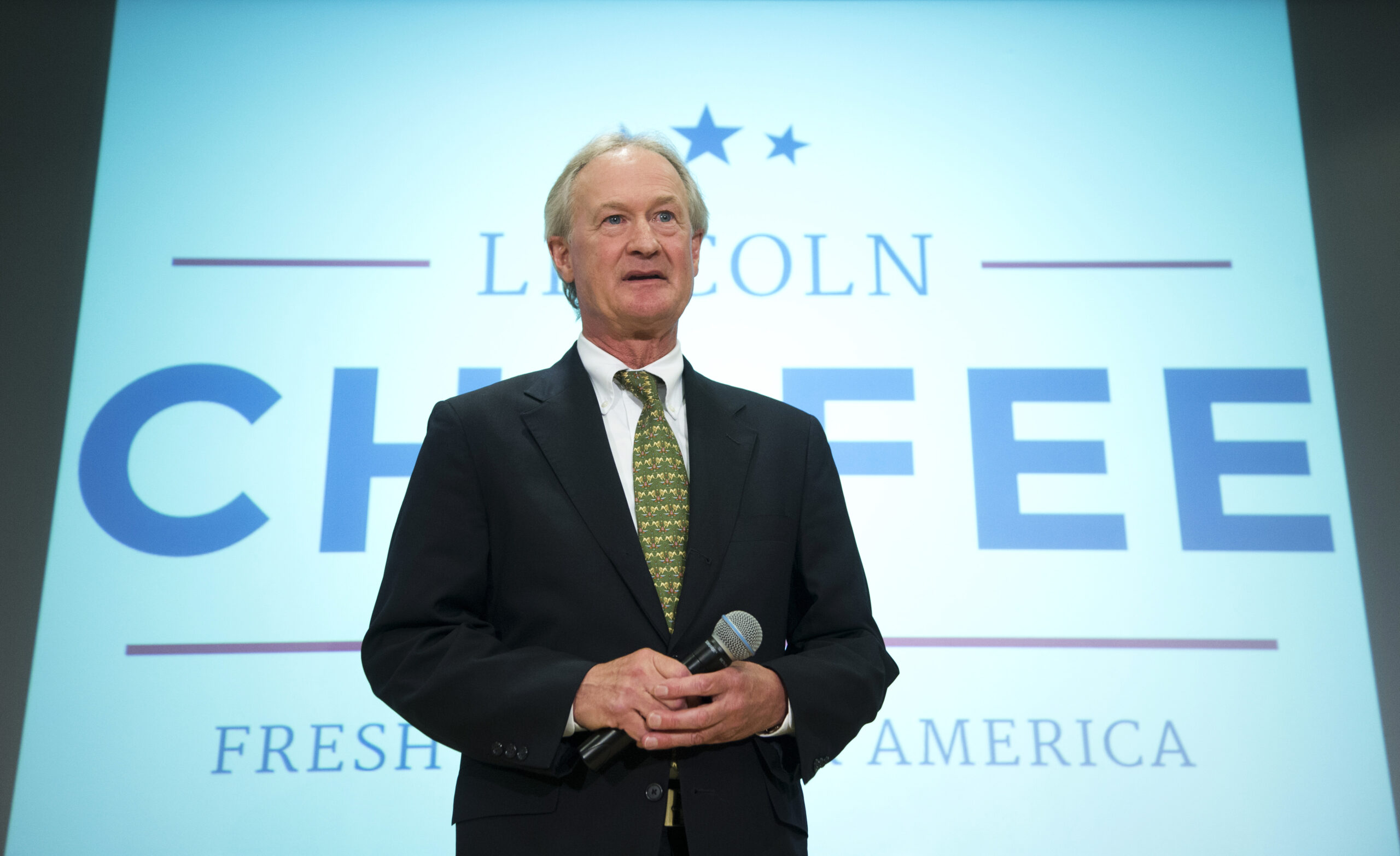 Chafee wants to find out how to negotiate with ISIS