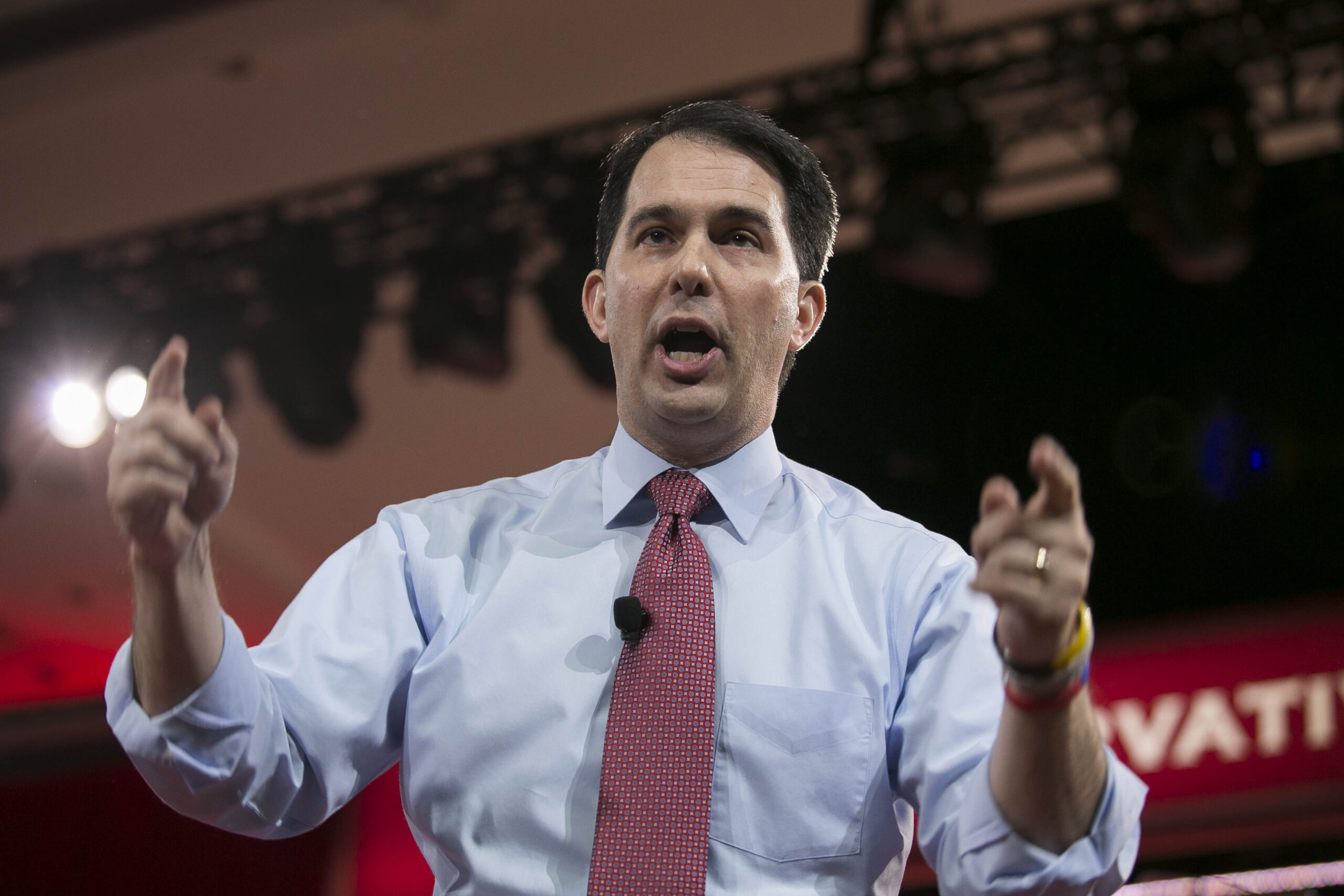 Scott Walker promises to sign 20-week abortion ban