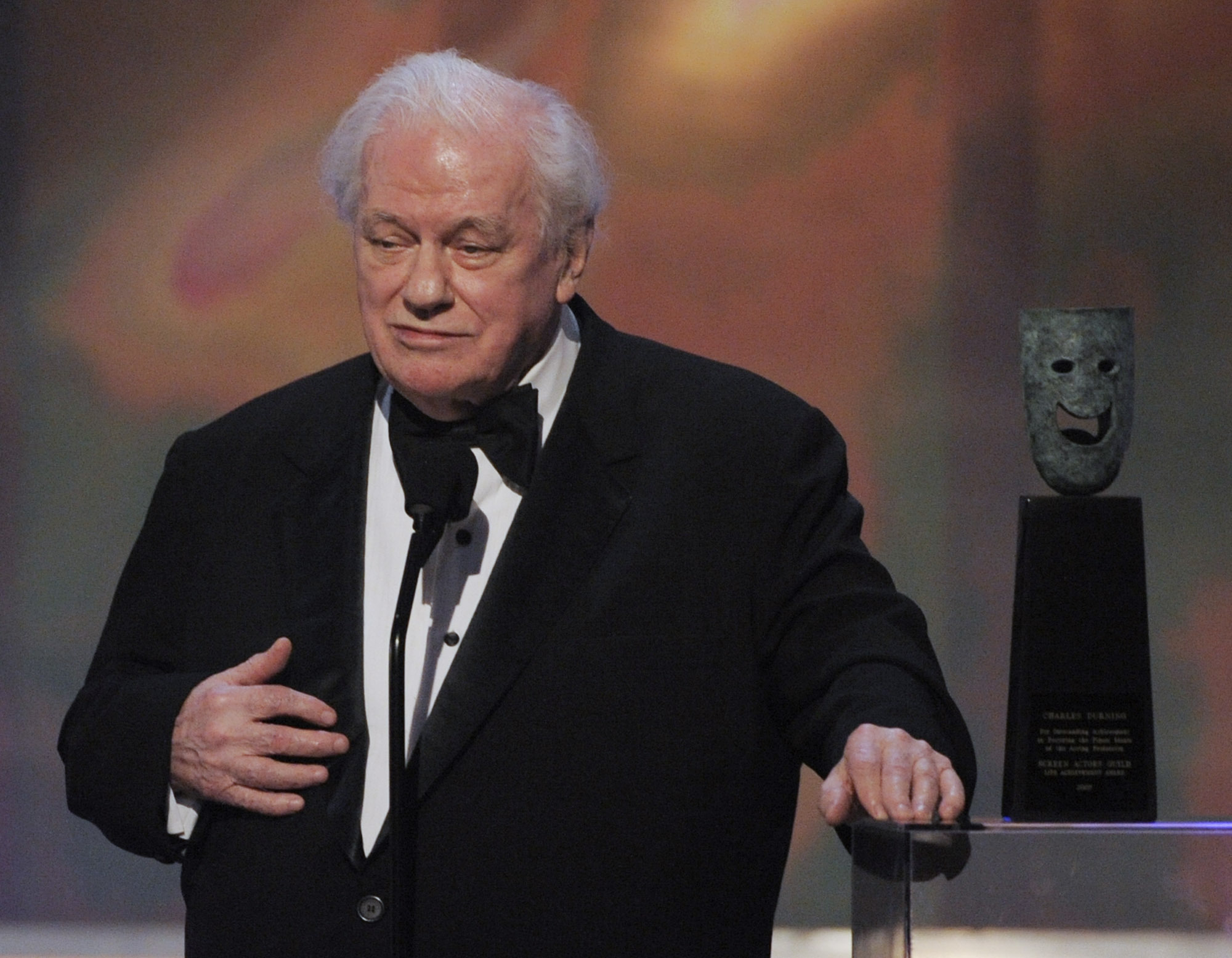 Durning, king of character actors, dies in NYC