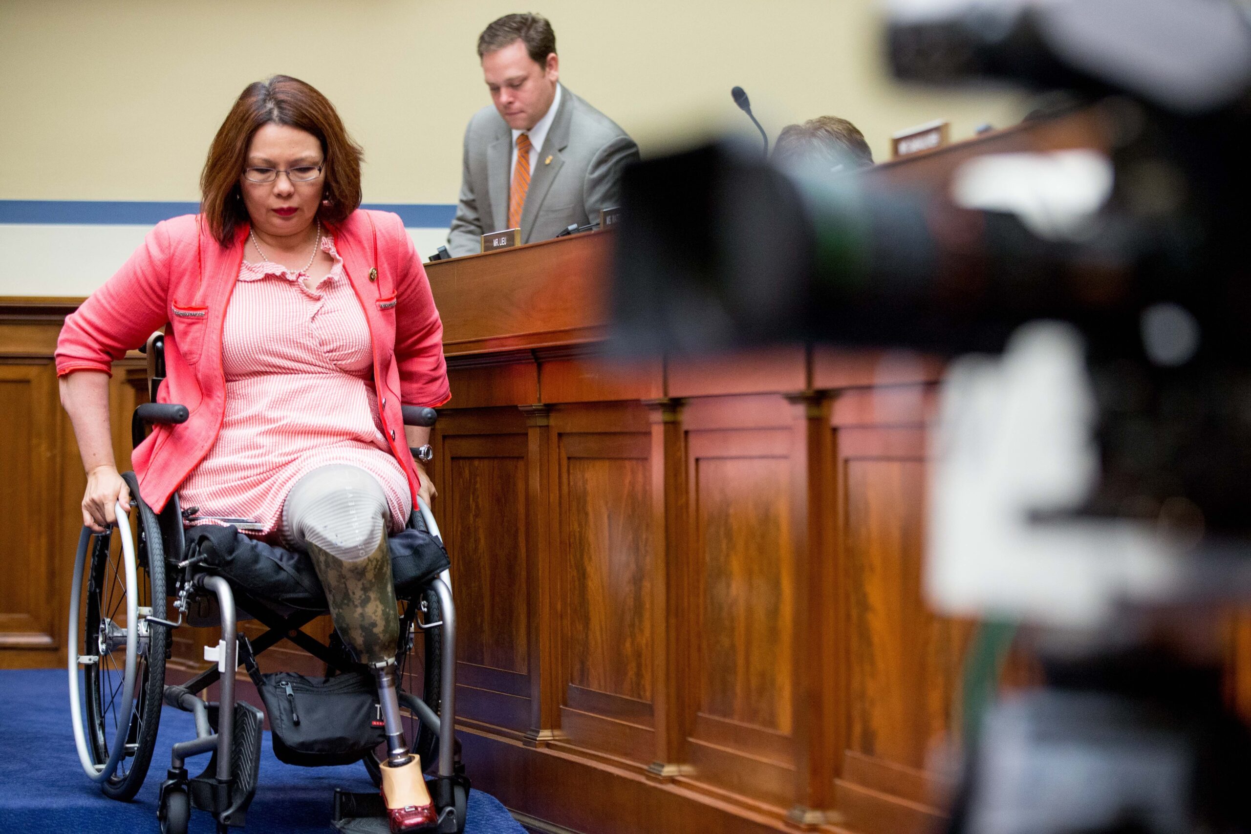 Duckworth’s husband flew plane after registration expired