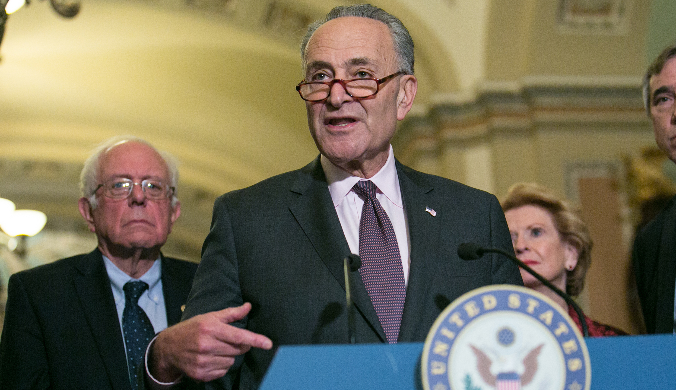 Chuck Schumer: Trump ‘must not’ fire Mueller