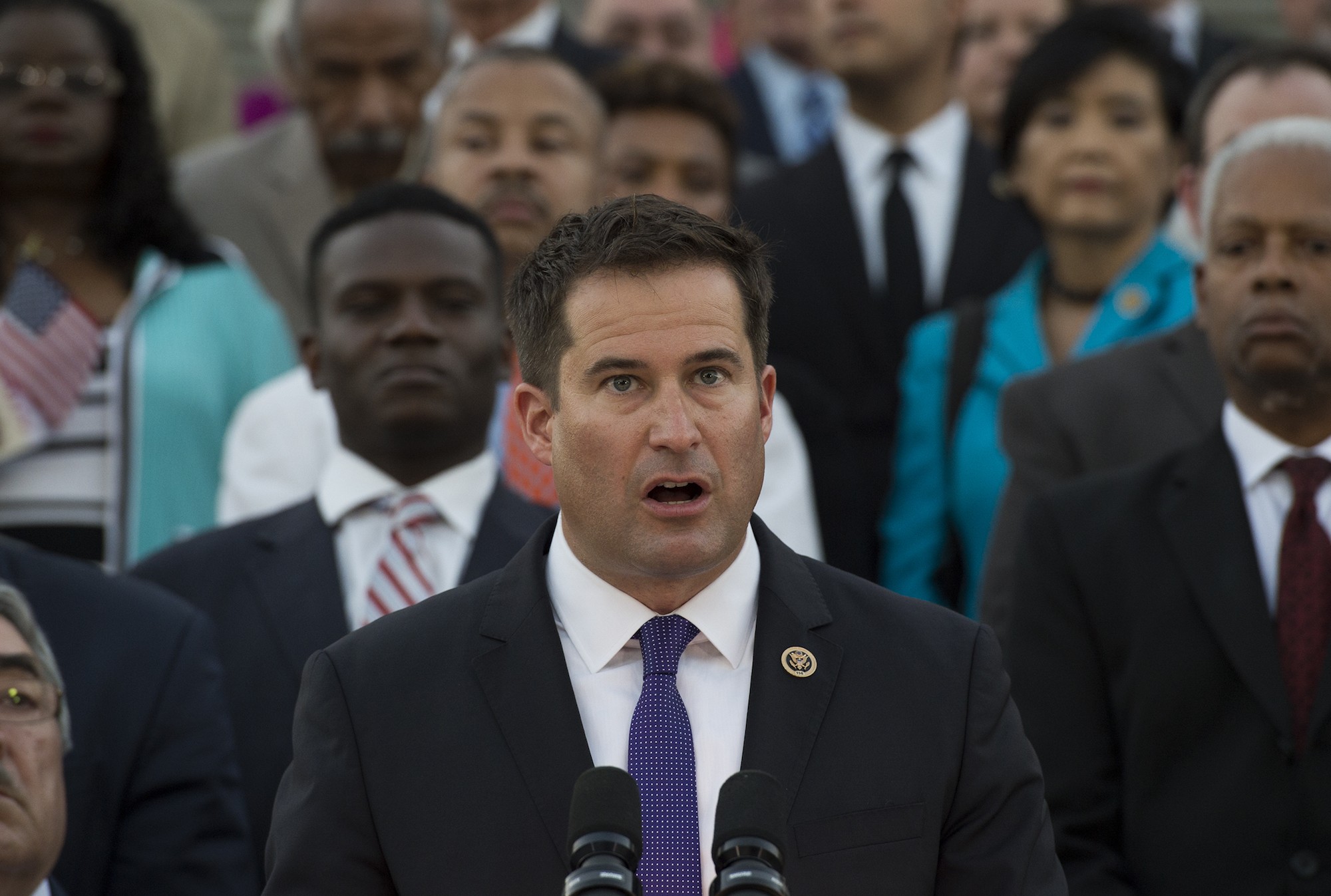 Trump’s ‘witch hunt’ claim gets trolled by Salem congressman