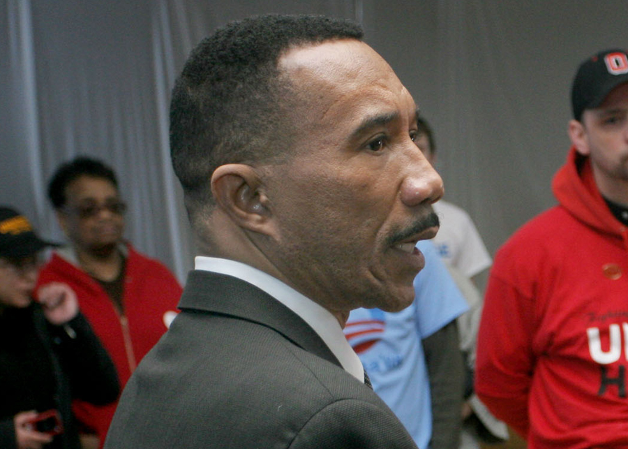 Former NAACP leader endorses Clinton