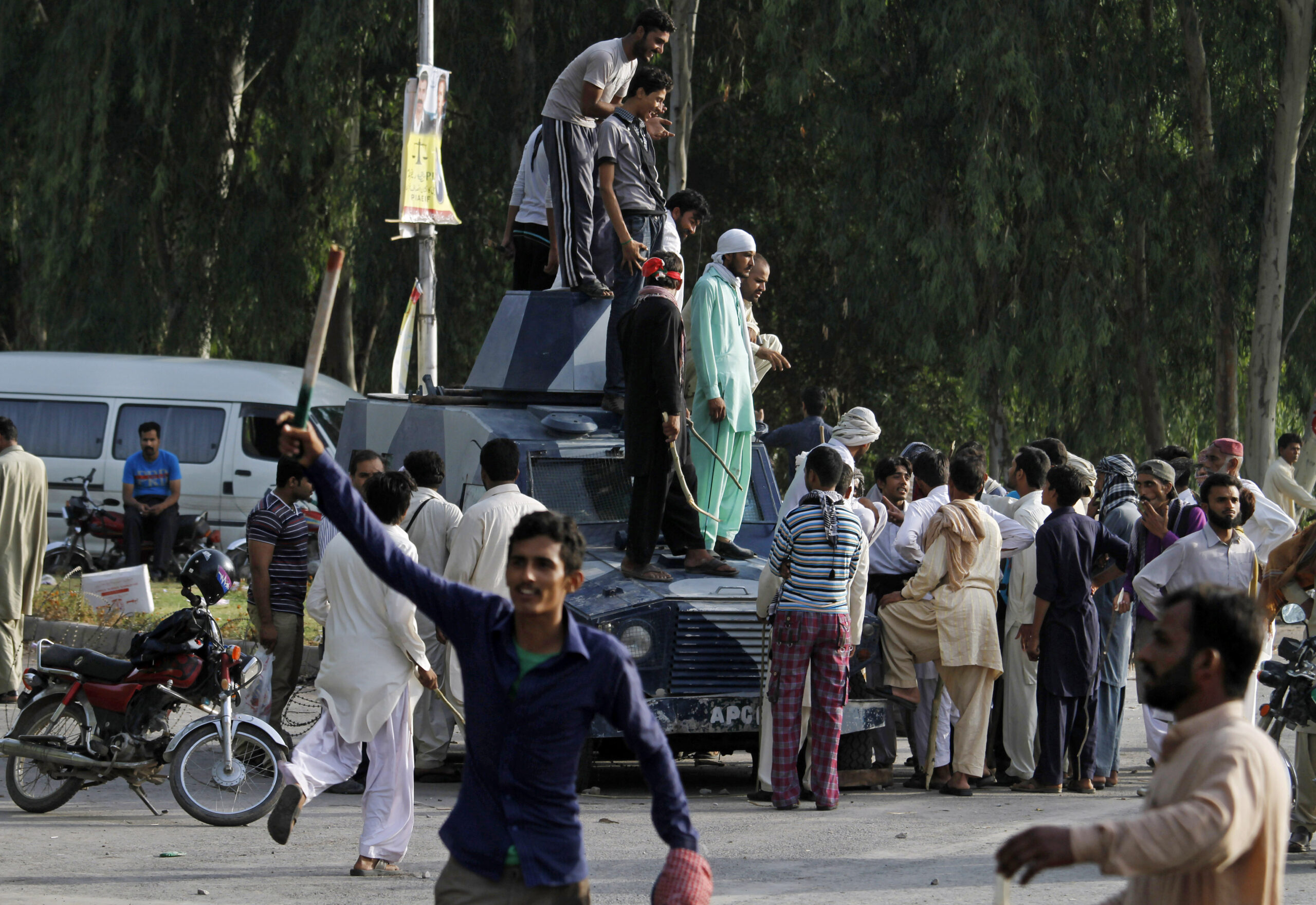 Pakistan diverts cleric’s plane to Lahore