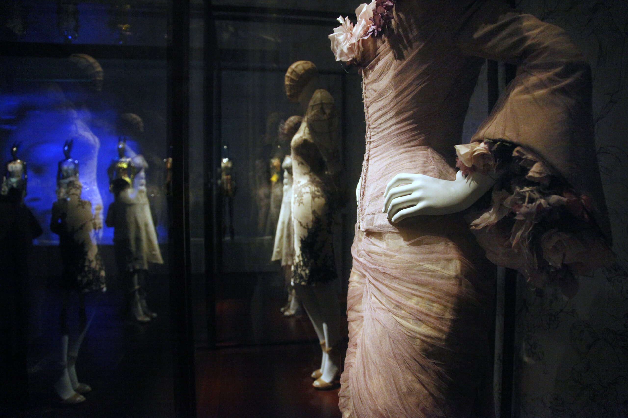 Alexander McQueen exhibition heads to London’s V&A