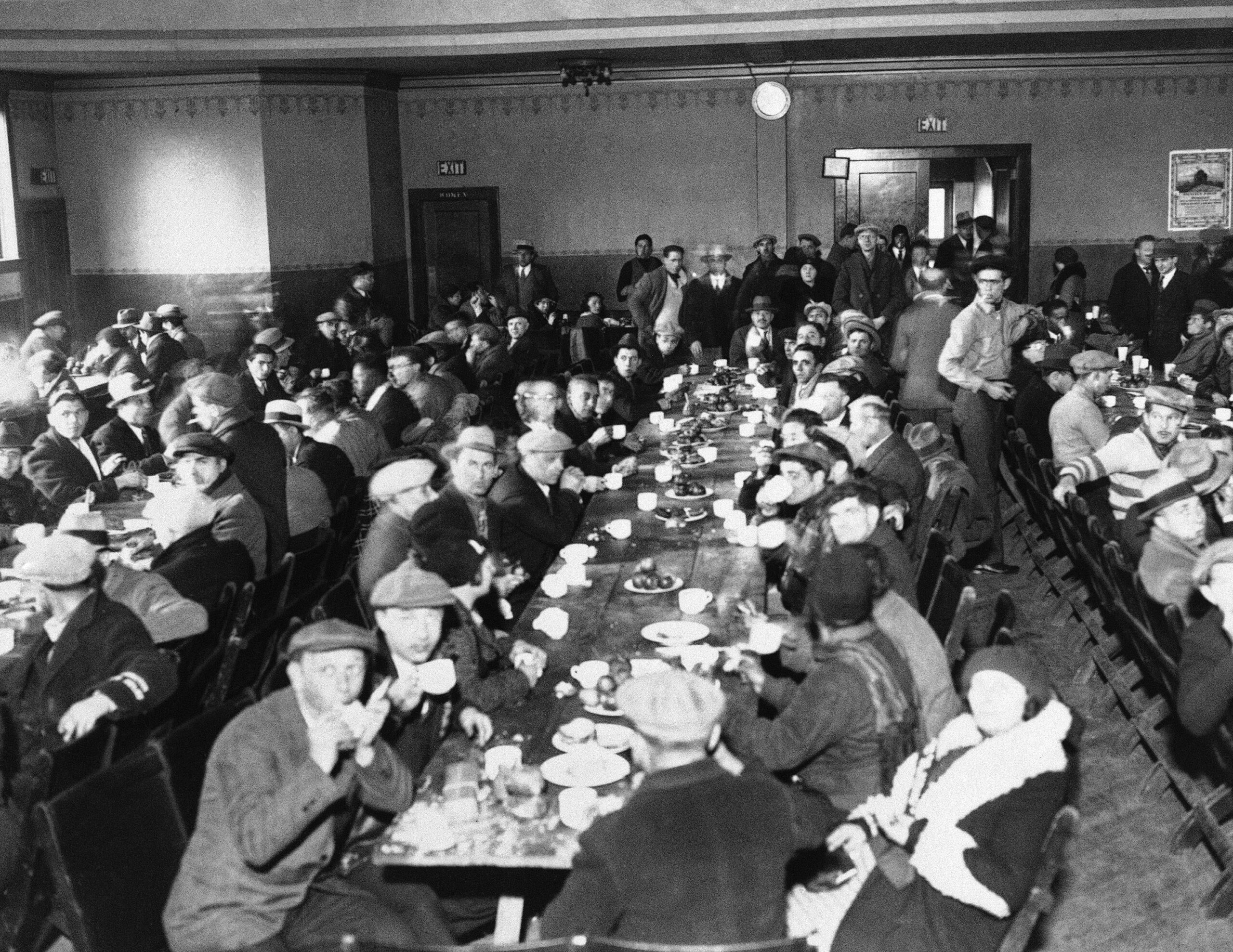 Report: Worst economic recovery since 1930s, salaries fall $17,000 short