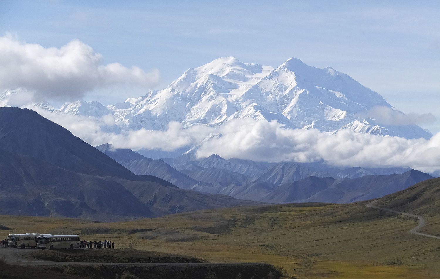Alaskans vow to fight Trump over mountain’s new name