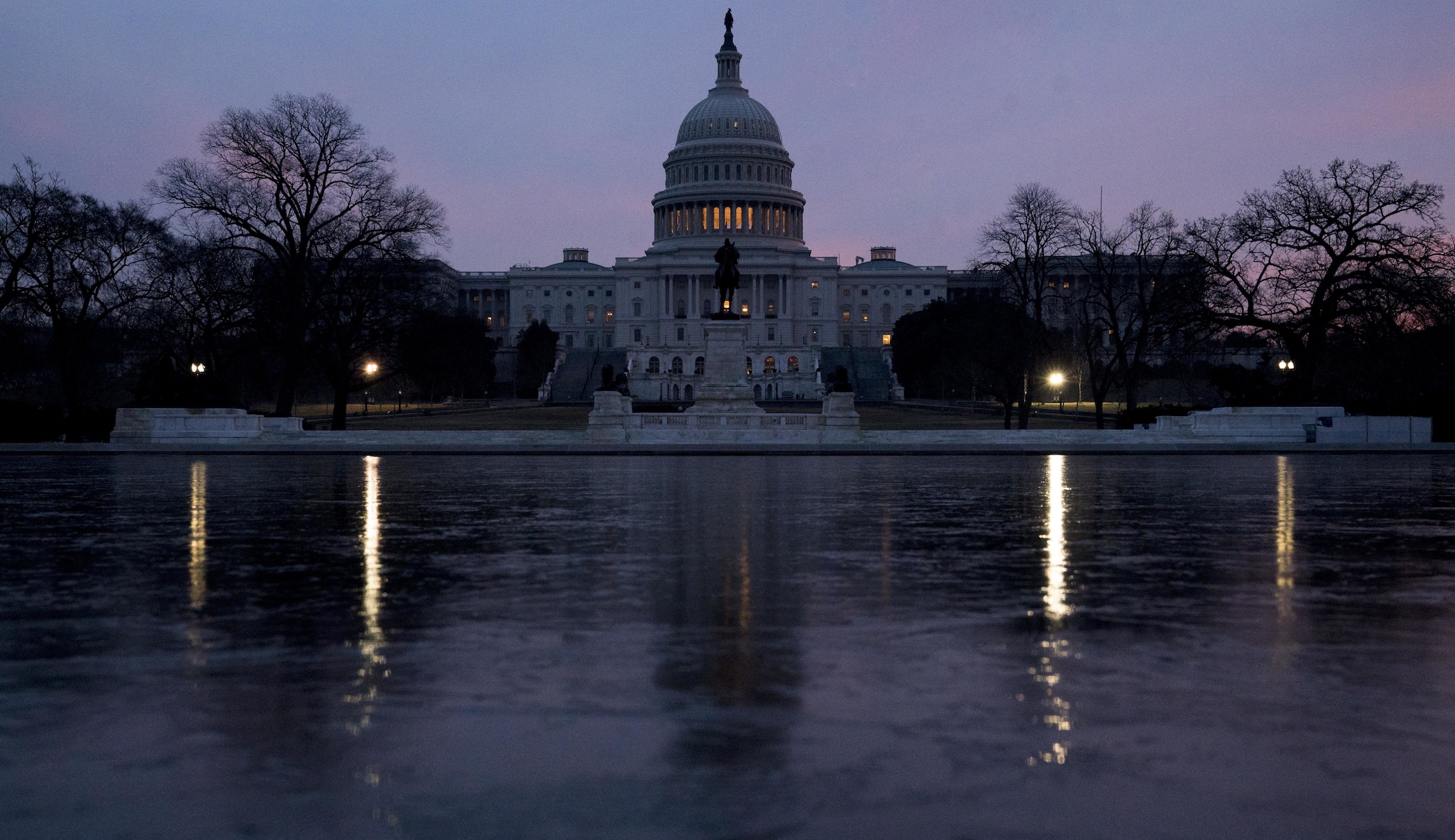 Senate opens freewheeling immigration debate