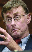 Crime History: Novelist arrested in ‘Staircase Murders’ case