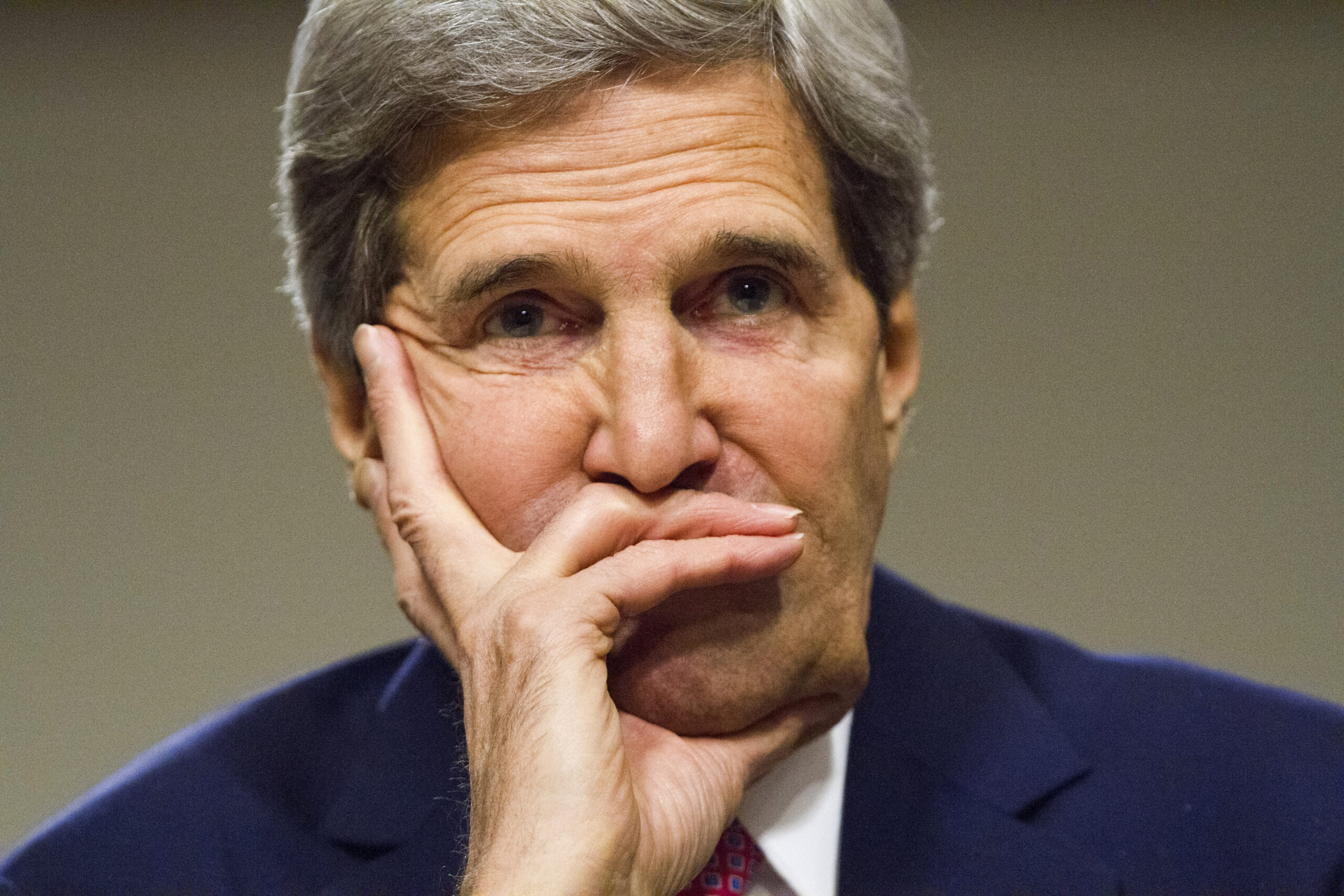 John Kerry heads to Geneva for Iran nuclear talks