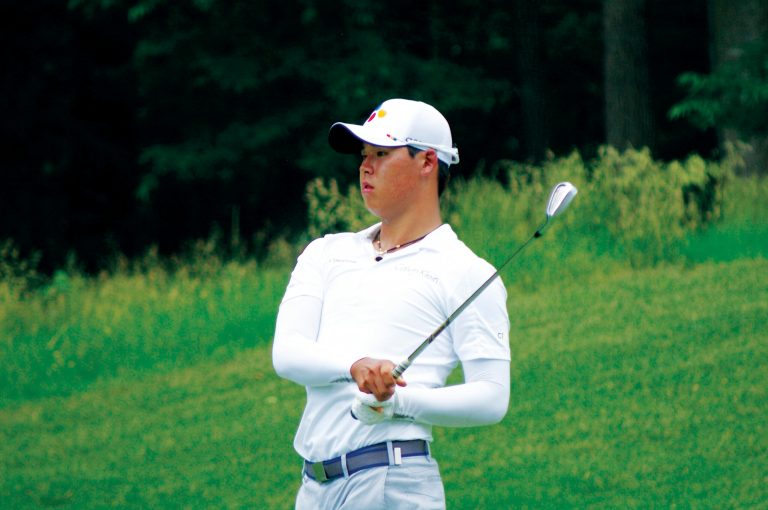 Kevin Dunleavy/Examiner
Seventeen-year-old Si Woo Kim shot a 5-under 65 on the first day to tie Tim Petrovic for the lead at the Mid-Atlantic Championship.