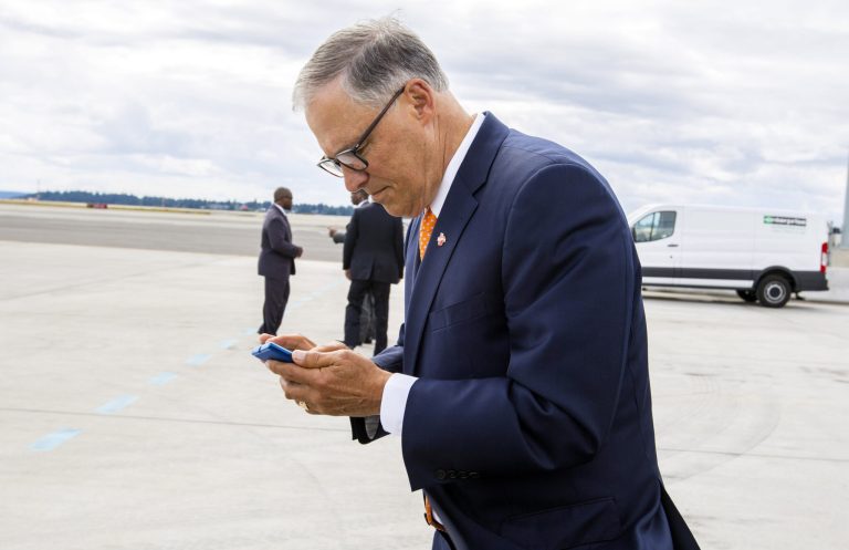 Environmentalists shut down energy event at Philadelphia convention. (Mike Siegel/The Seattle Times via AP, Pool)