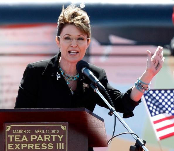 Why Tea Party organizers should ban Sarah Palin