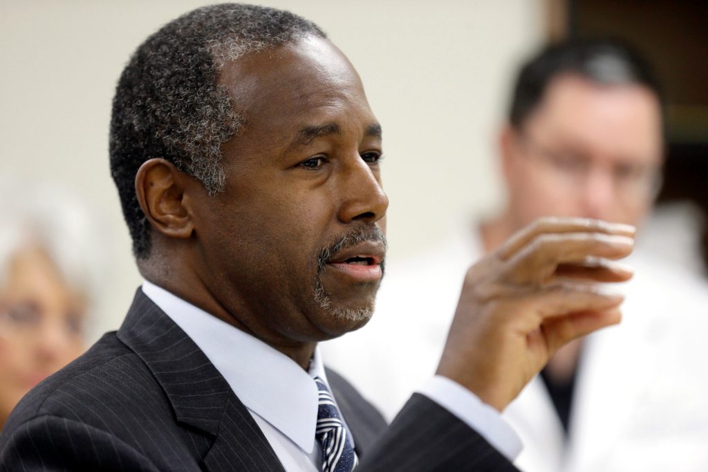 What Ben Carson did when he was held up at gunpoint