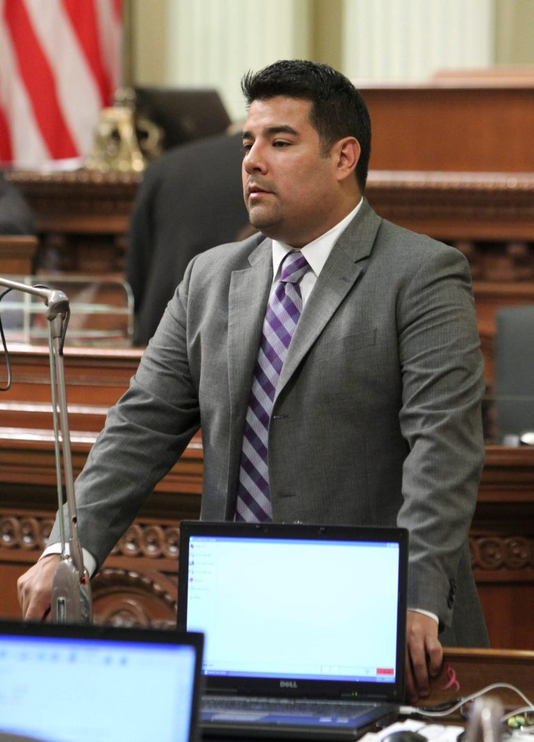 FILE - This Aug. 31, 2011 file photo shows Assemblyman Ricardo Lara, D-Bell Gardens at the Capitol in Sacramento, Calif. Immigrants who are in California illegally should have access to health insurance through a state version of the Affordable Care Act, Lara, the head of the Legislature's Latino caucus said Friday Jan. 10, 2014. (AP Photo/Rich Pedroncelli, file)